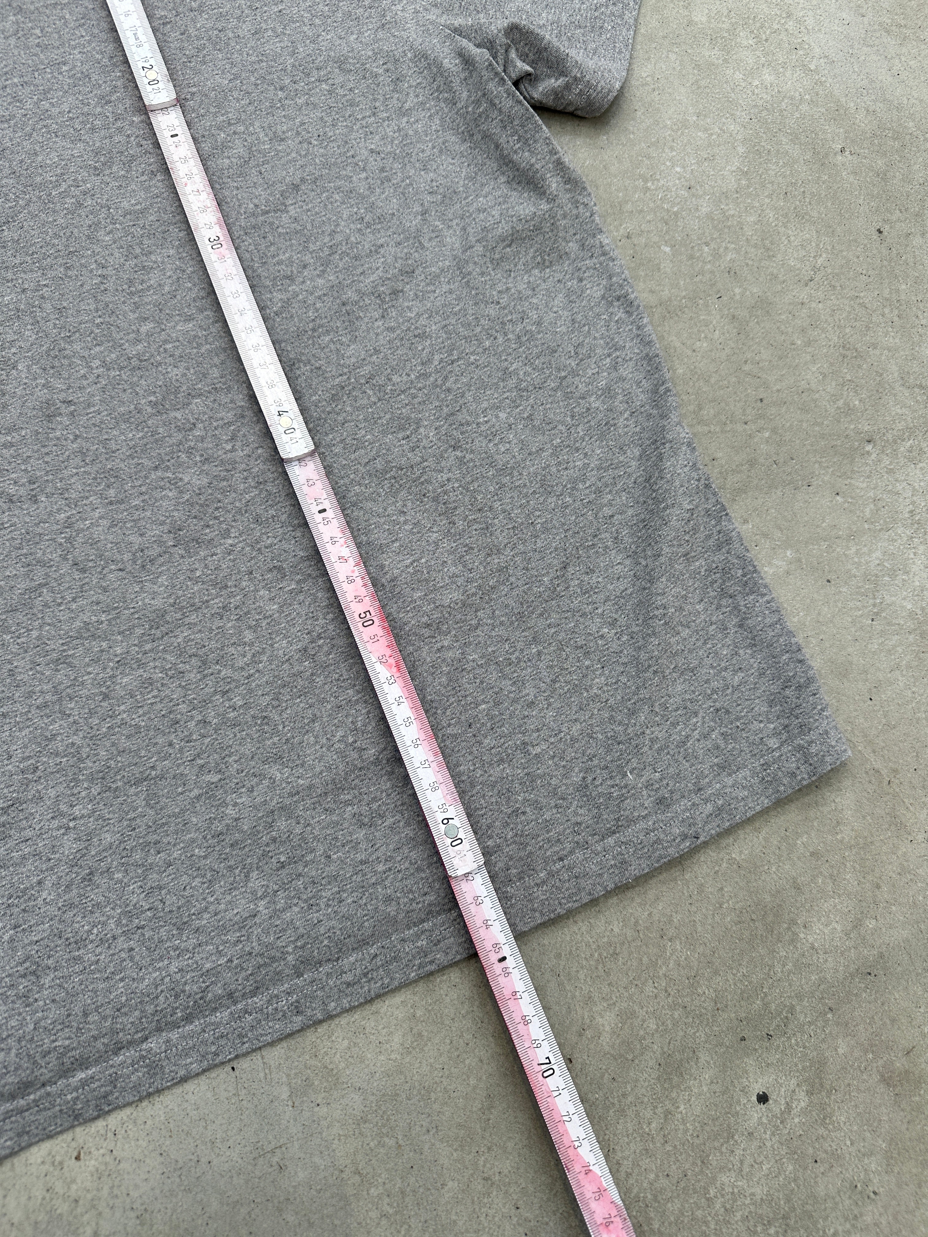 Vintage Lee Grey Printed T-Shirt L für Herren. Y2K Second Hand 2000s Fashion