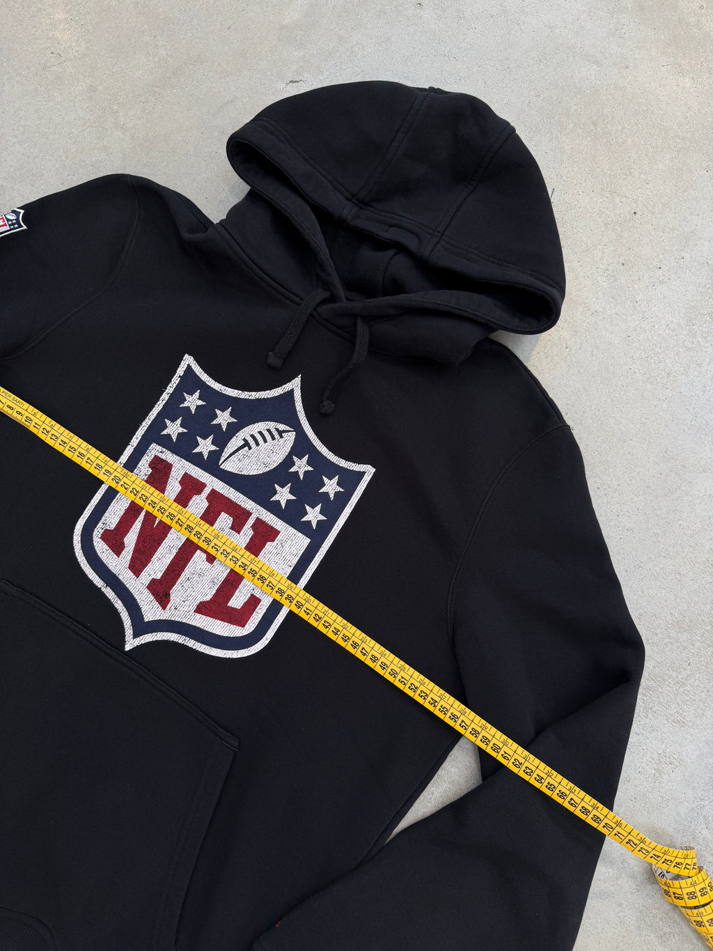Vintage NFL Black Hoodie with Logo Print L