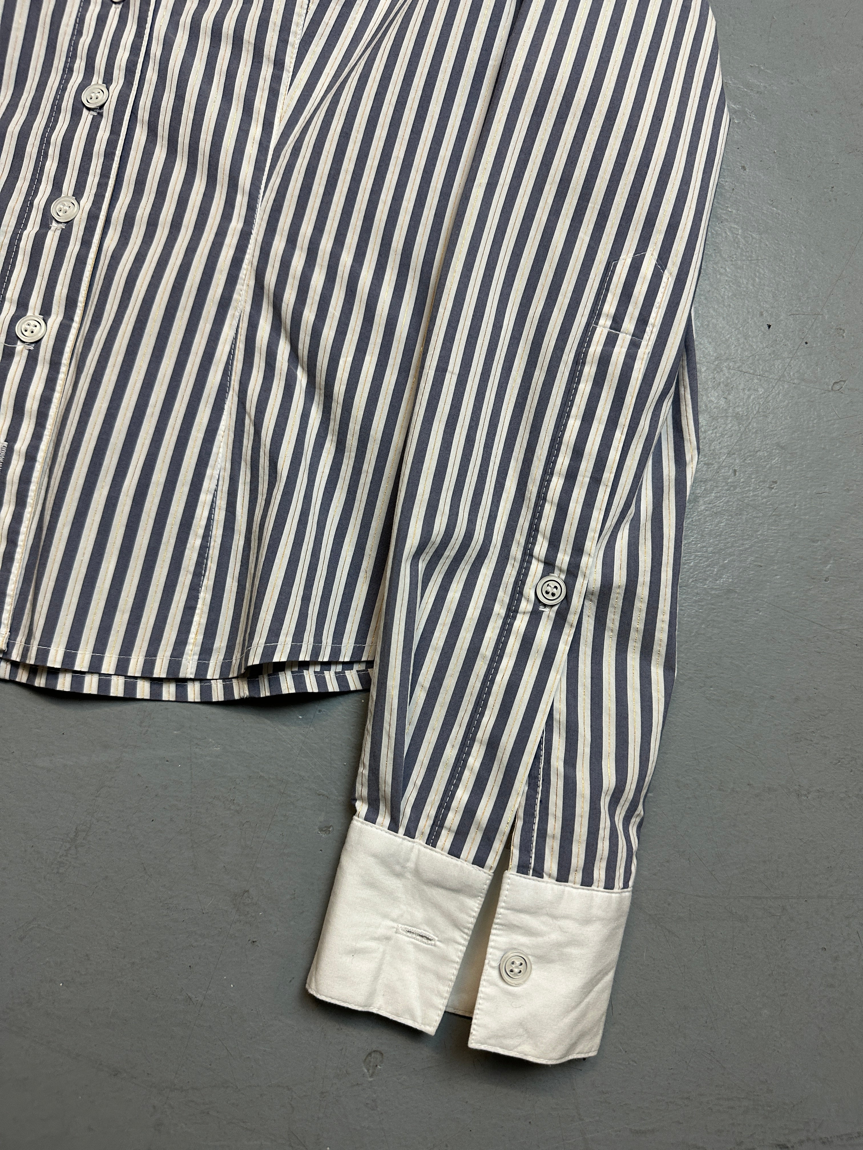 Vintage White and Blue Striped Button Up Blouse für Frauen. Y2K Second Hand 2000s Fashion