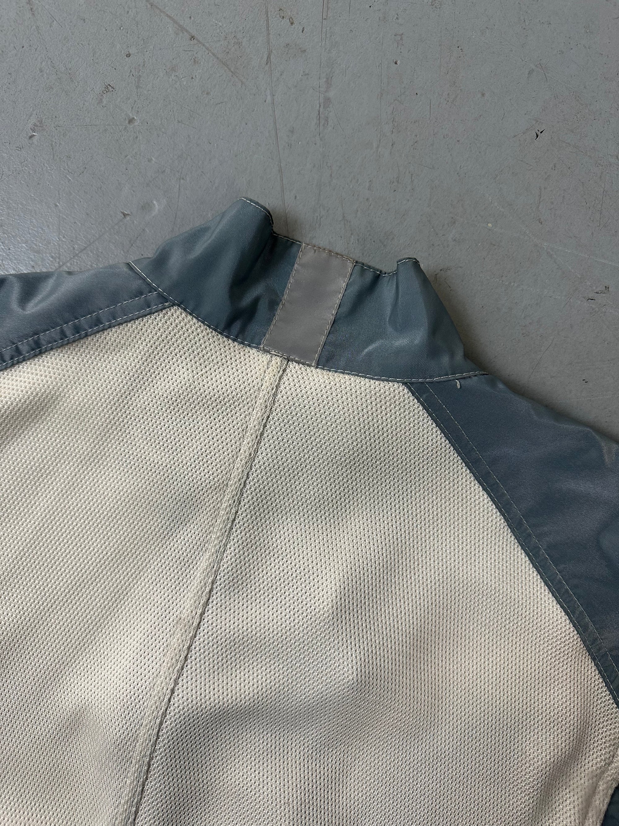 Eine blau weiße Übergangsjacke von Belstaff in M/L