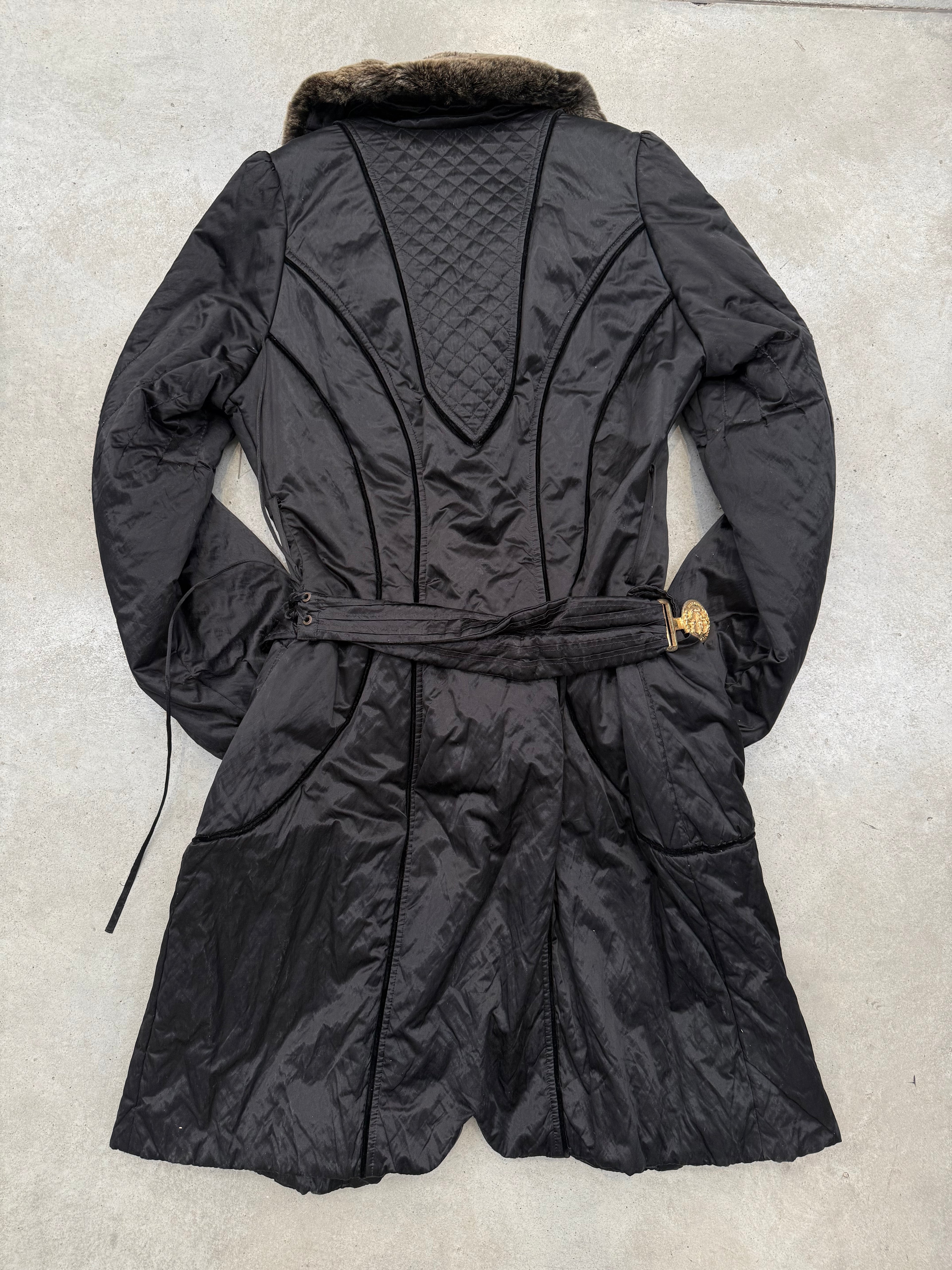 Vintage Roberto Cavalli Class Black Coat with Faux Fur Collar Für Frauen. Y2K Second Hand 2000s Fashion 