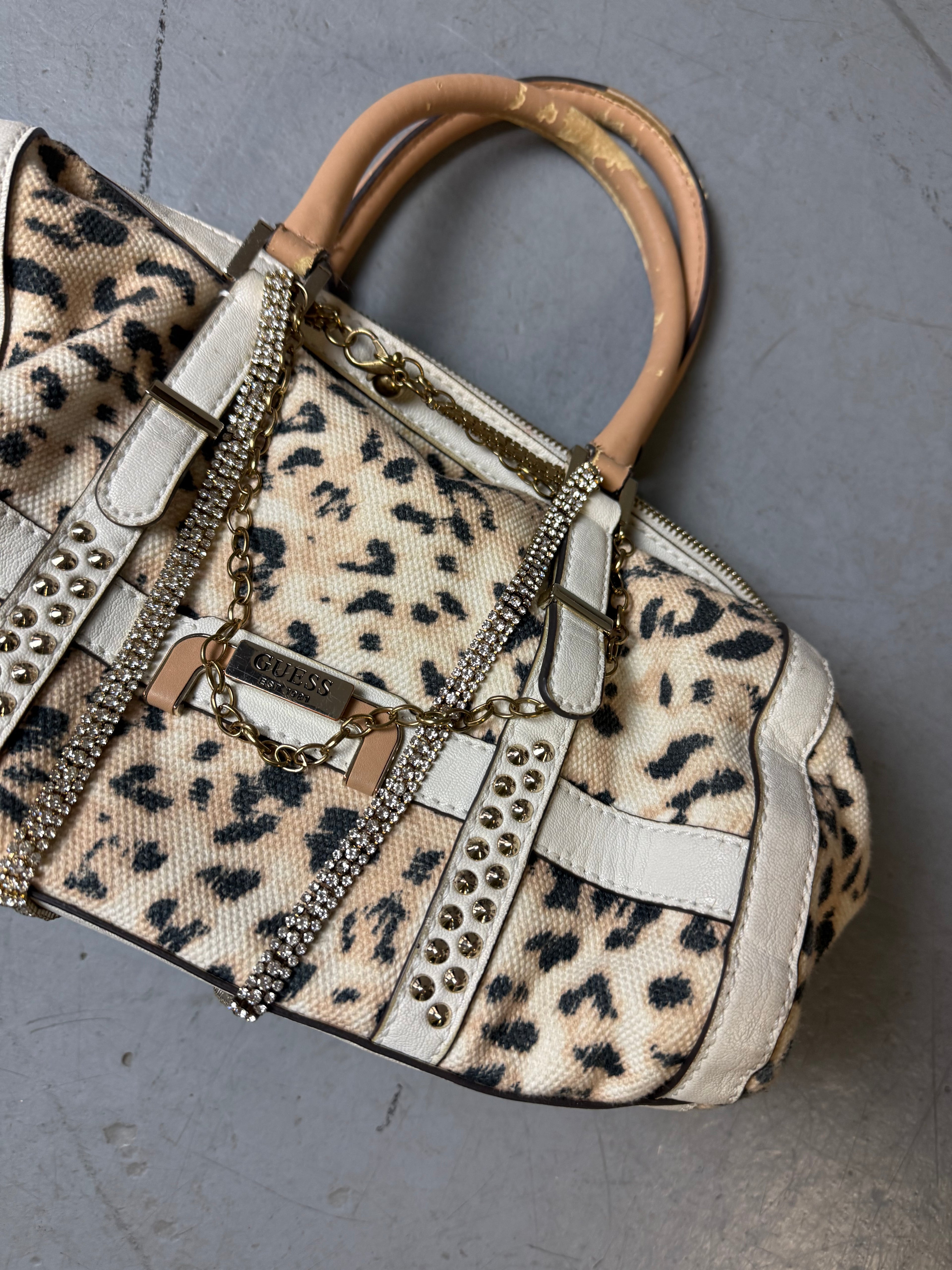 Vintage CNTY BAGS Guess Beige Leo Print Handbag with Extra Charms