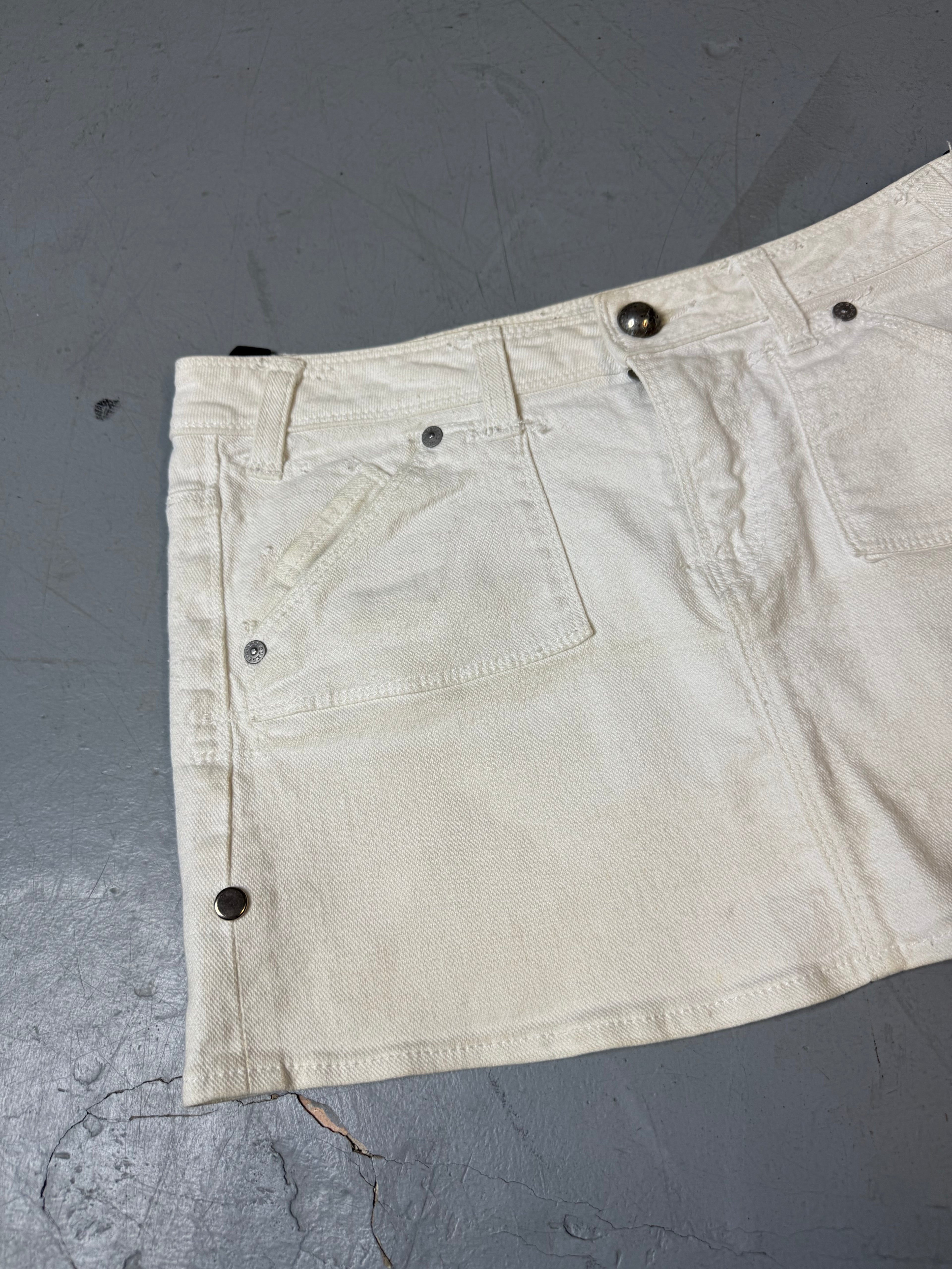 Ein weißer Mini Rock von guess 