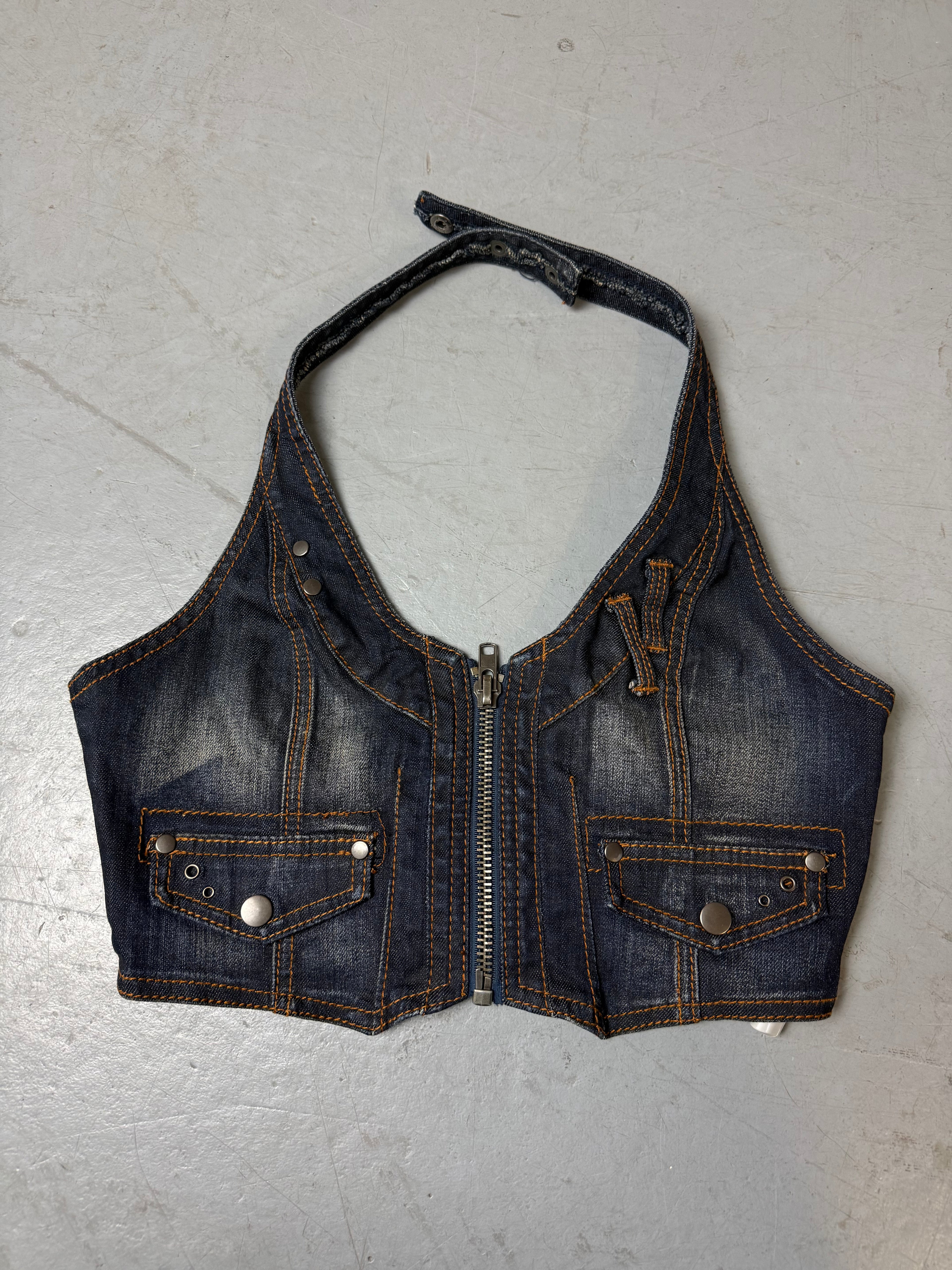 Produktbild von Vintage Denim Neckholder Top S von vorne auf grauem Boden