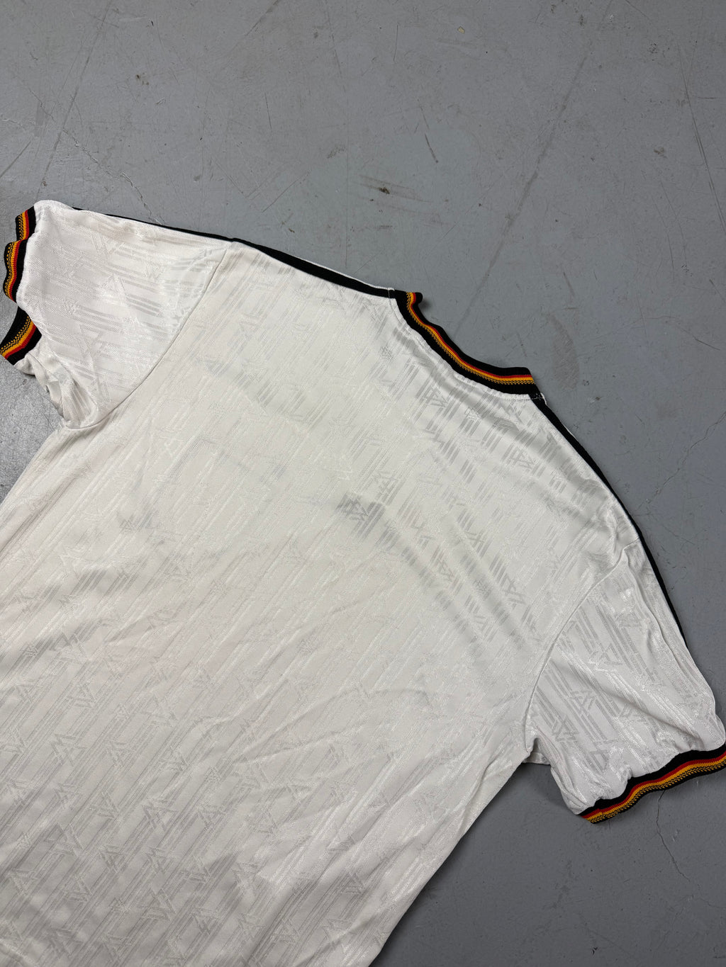 Detailliertes produktbild von hinten