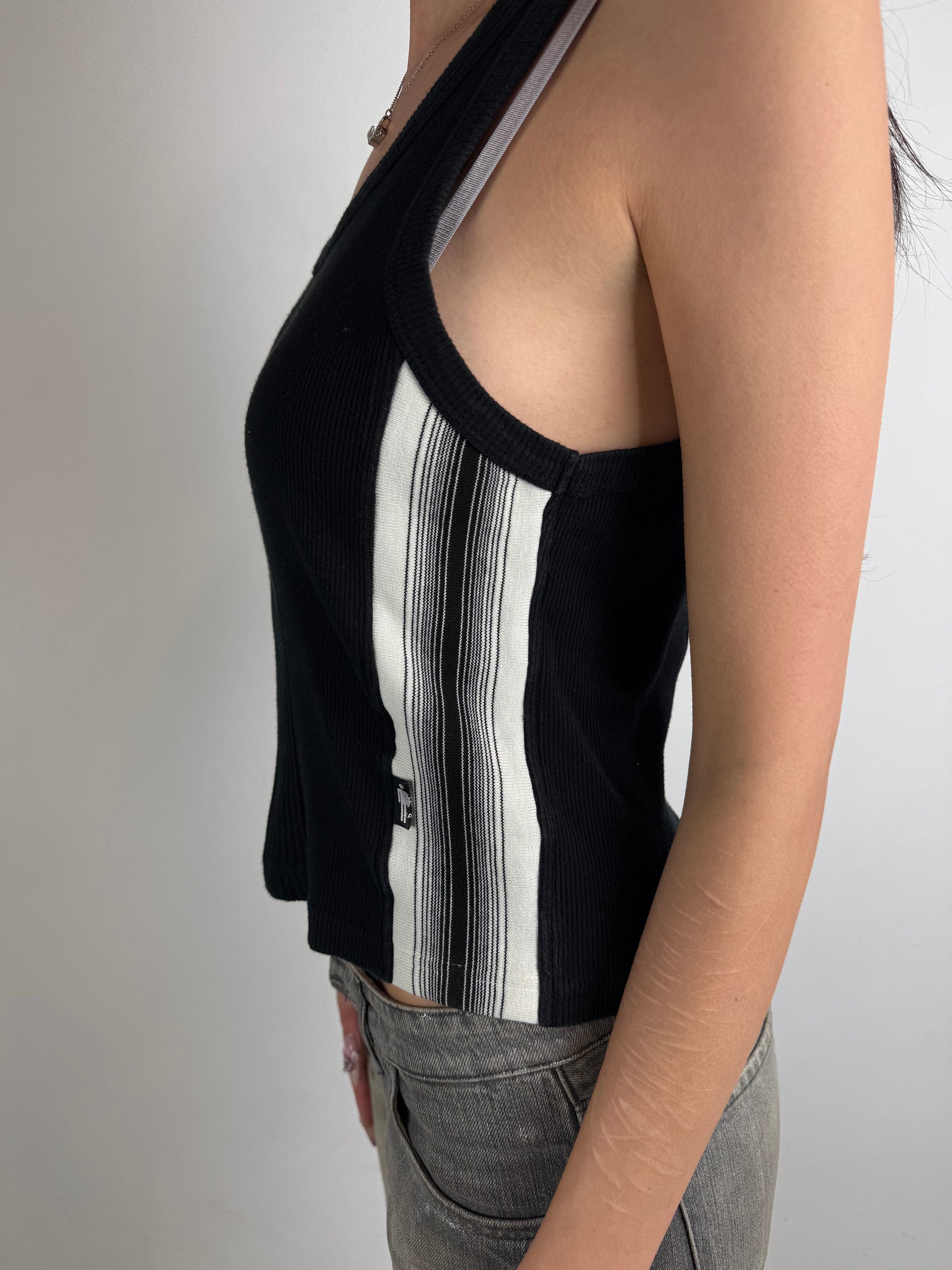 Ein schwarzes Tanktop von Jean Paul Gaultier y2k vintage 