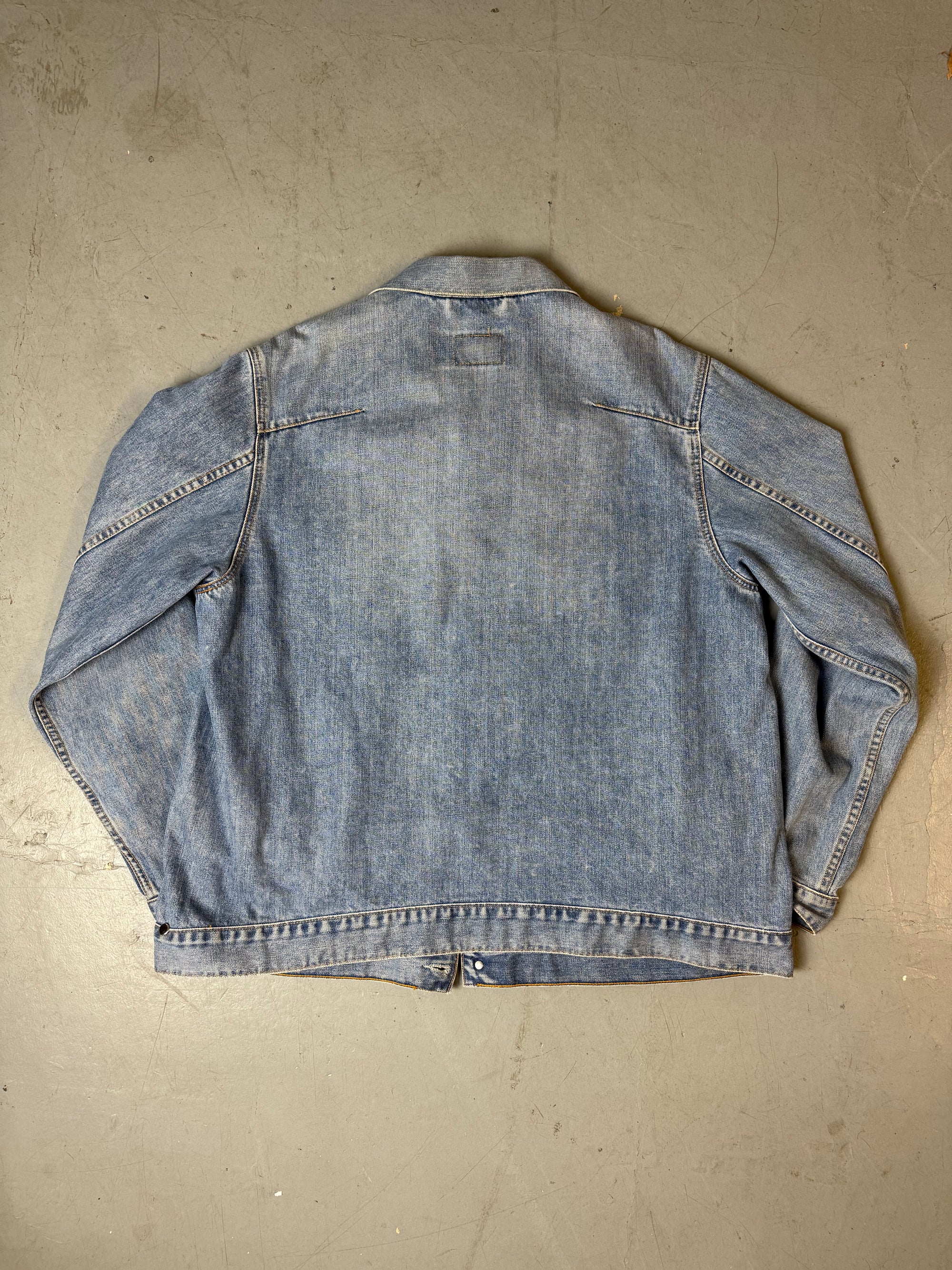 Produktbild von Vintage Levis Light Blue Denim Jacket von Hinten