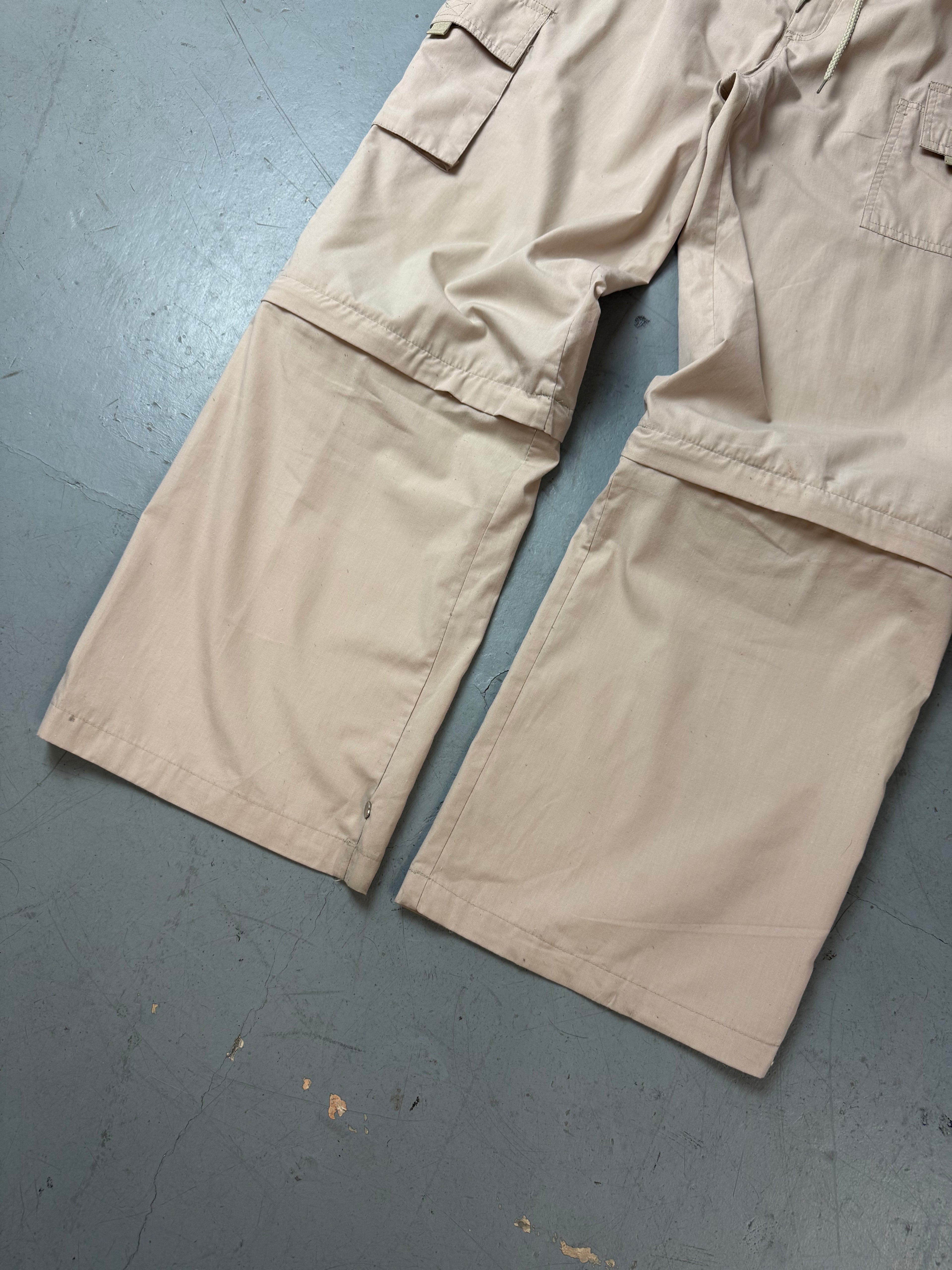 Vintage Beige Trackpants für Herren. Secondhand Y2K 2000s Fashion