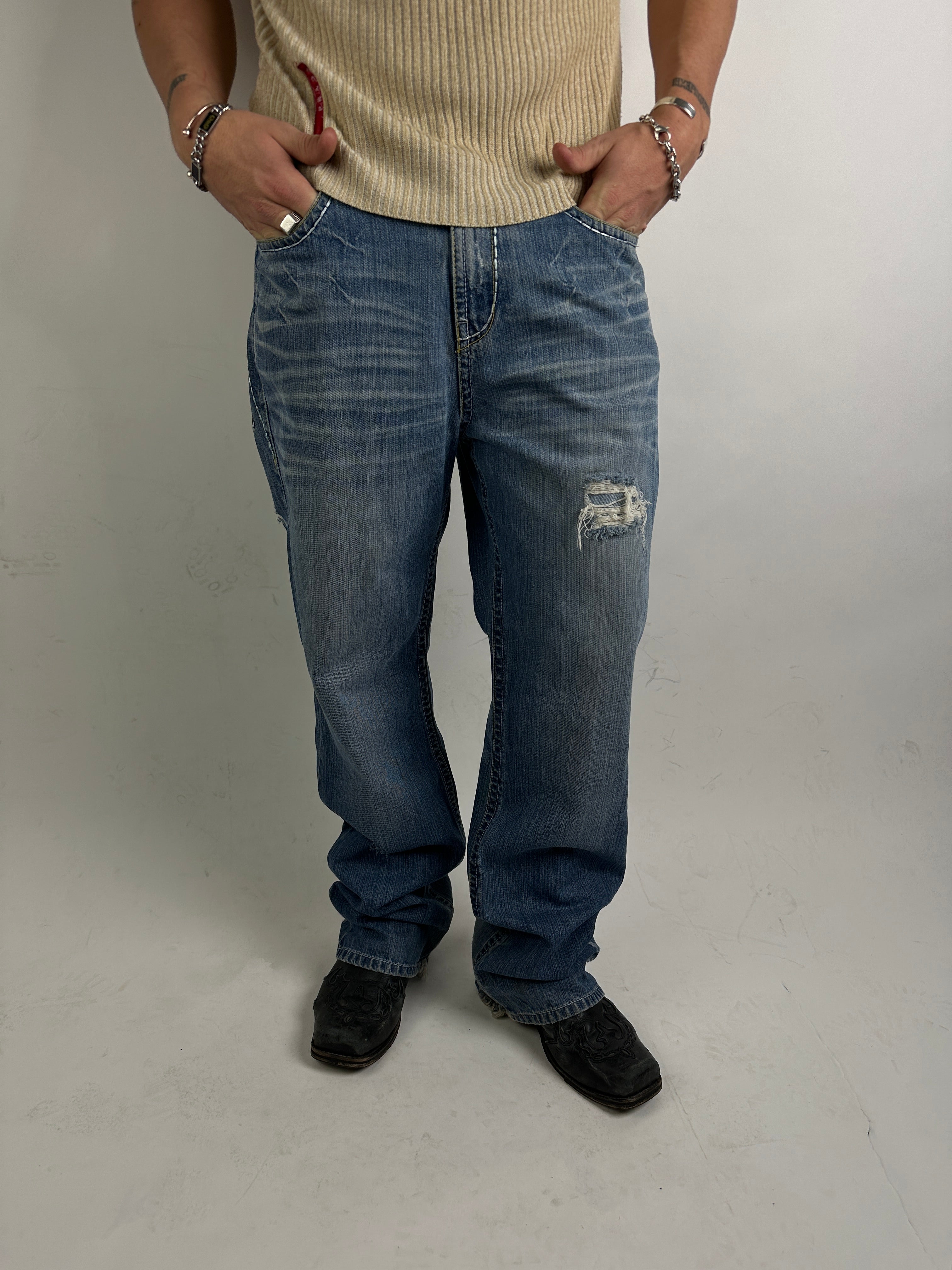 Tragebild von Vintage Ruthless Art Baggy Denim with Backprint Von vorne