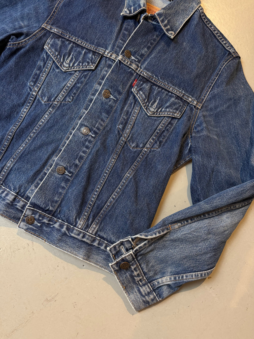 Vintage Levi’s Dark Blue Denim Jacket L/XL
