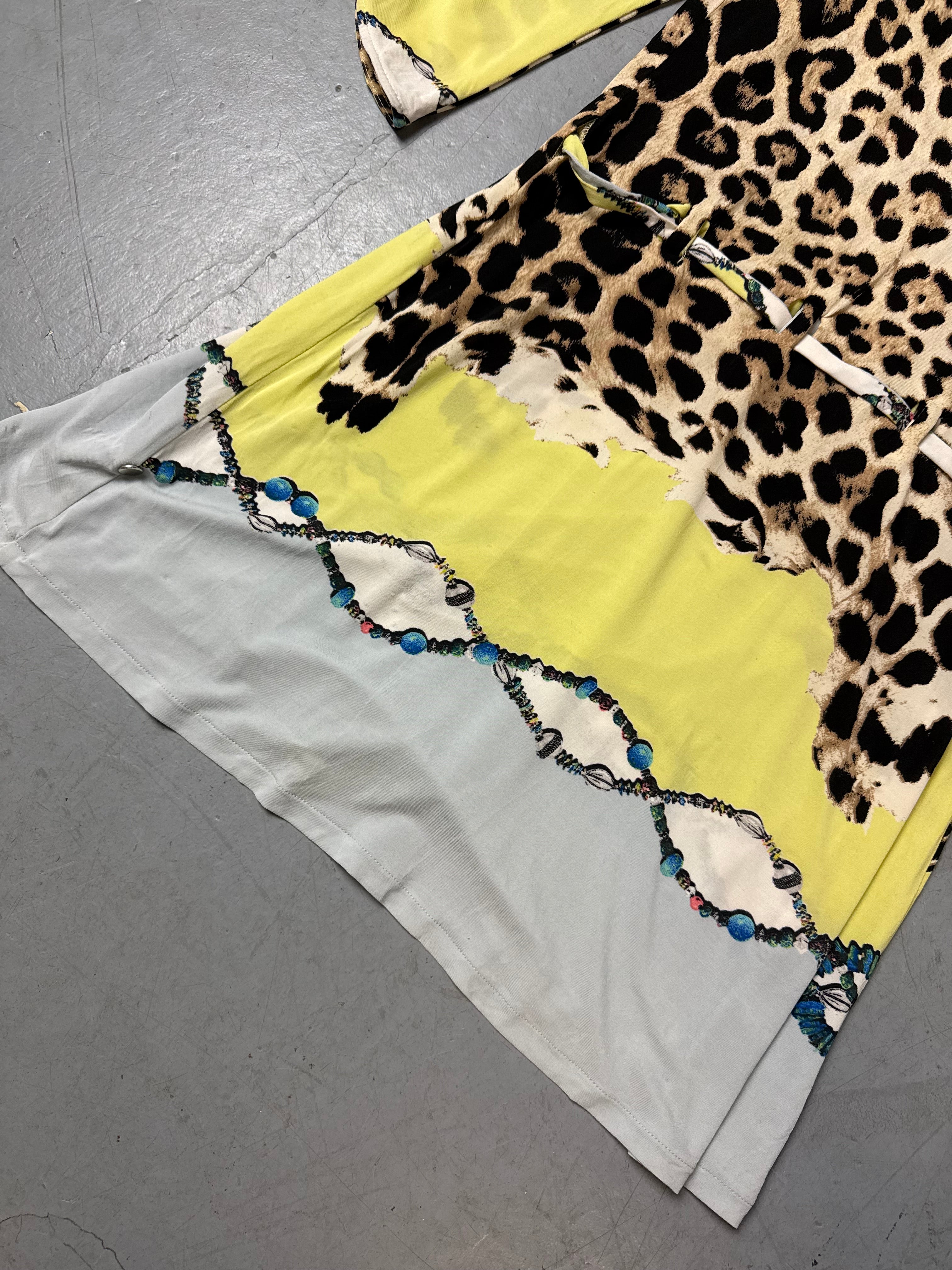 Detailbild von Vintage Roberto Cavalli Yellow Leopard Print Dress M von hinten 