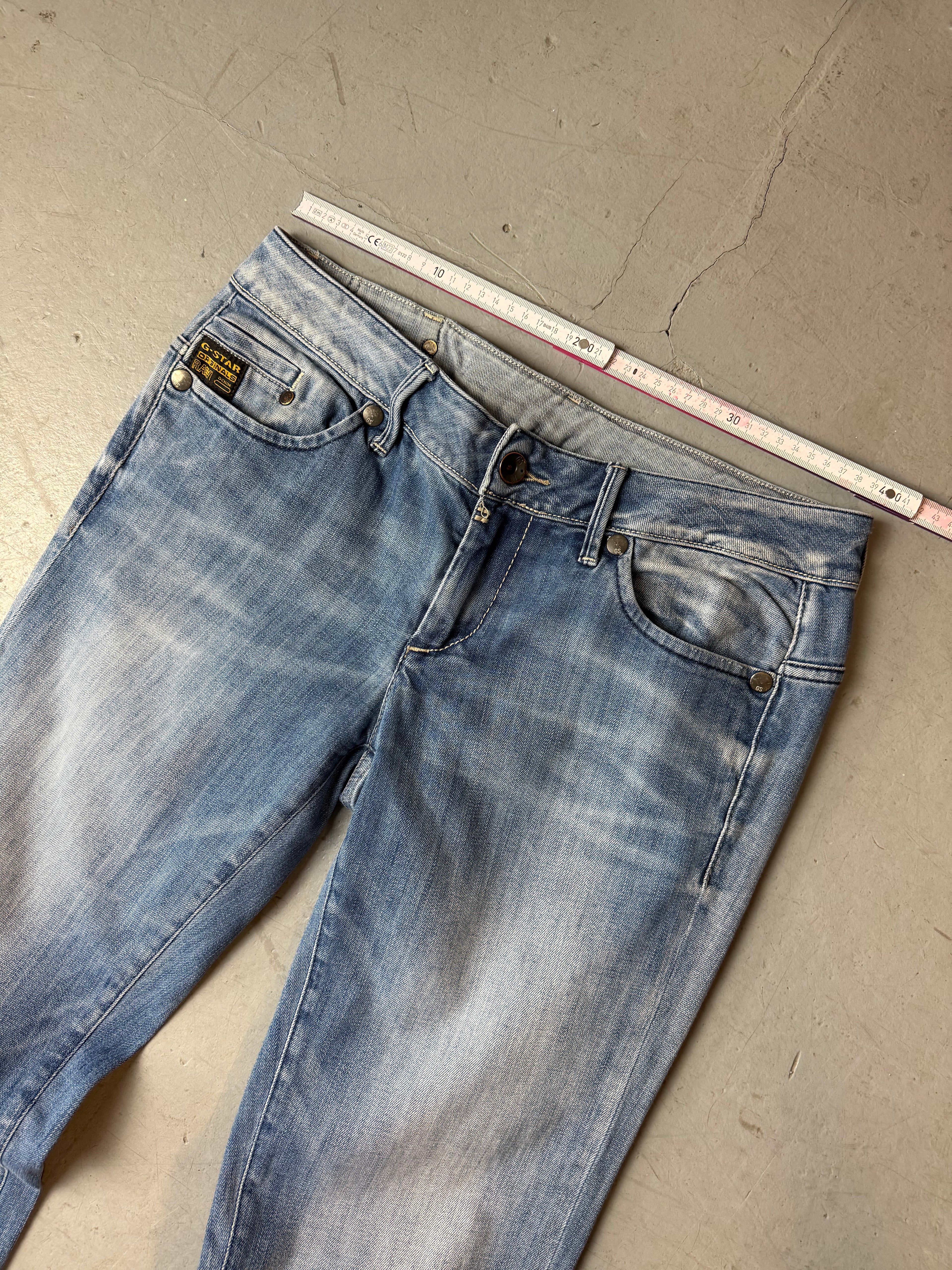 Vintage G-Star Raw Low Waist Bootcut Jeans für Damen. Y2K Second Hand 2000s Fashion