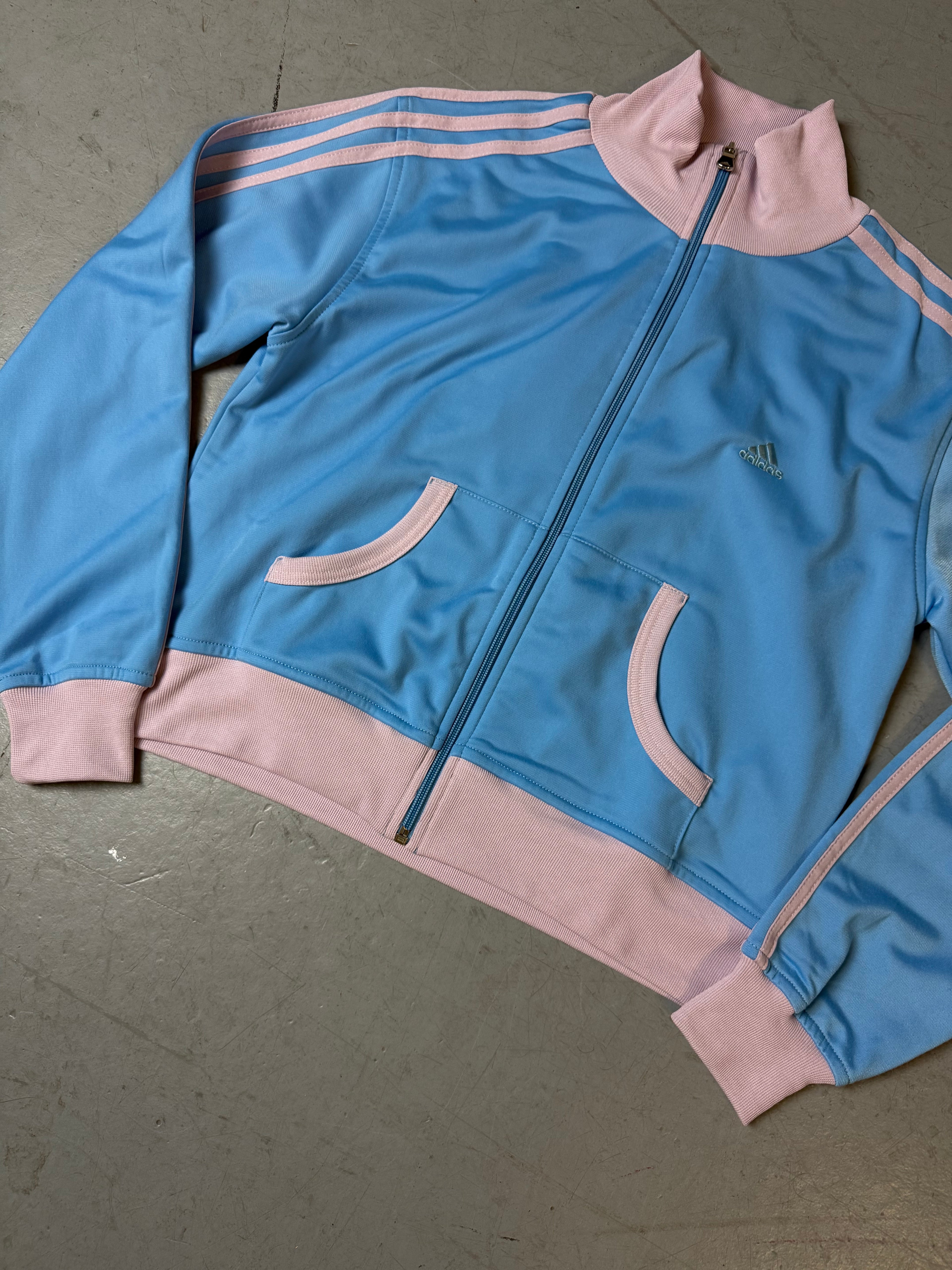 Ein babyblaues Track Set von Adidas vintage Y2K tracksuit 
