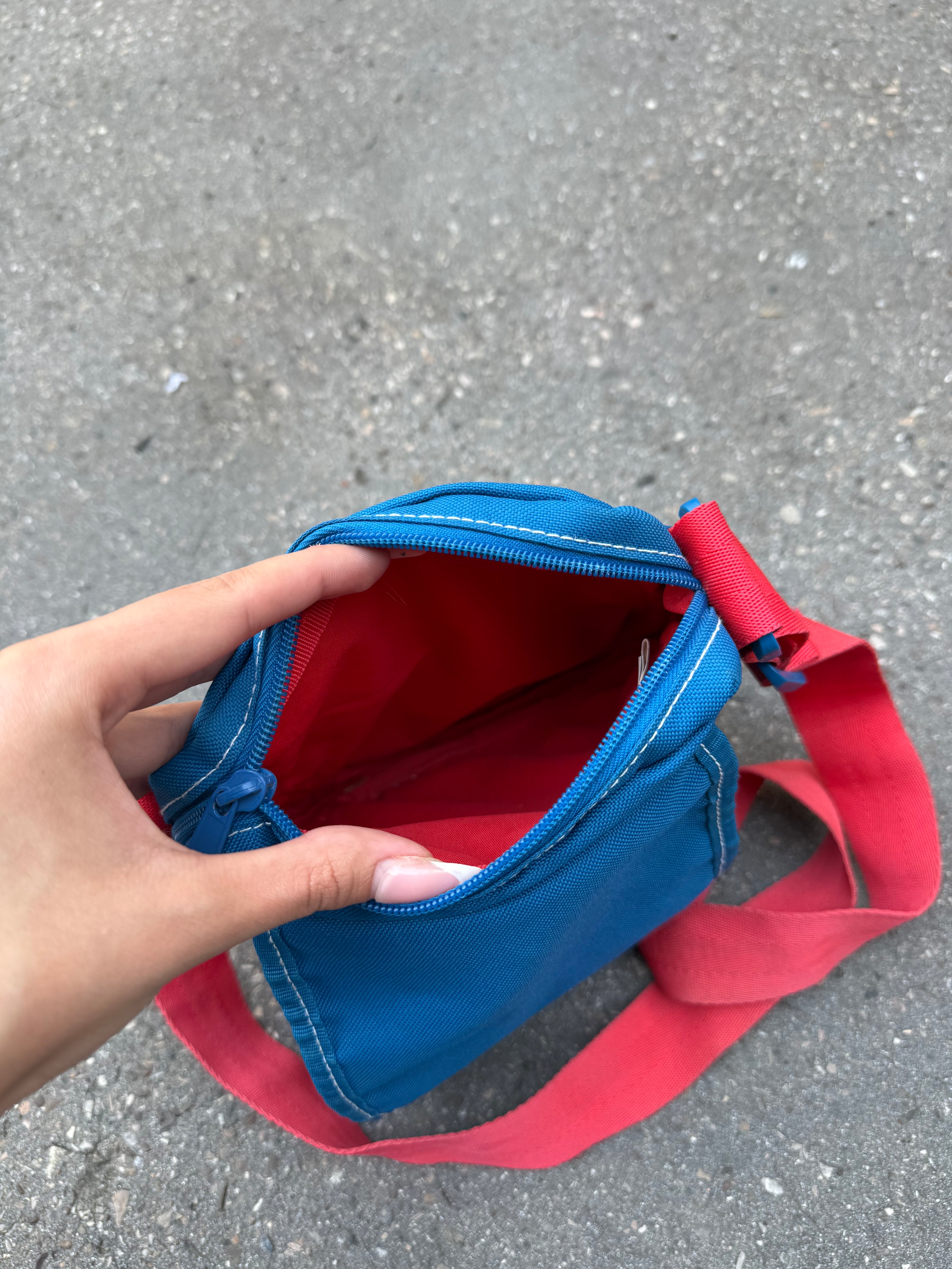 Vinage Lonsdale UK Flag Crossbody Bag