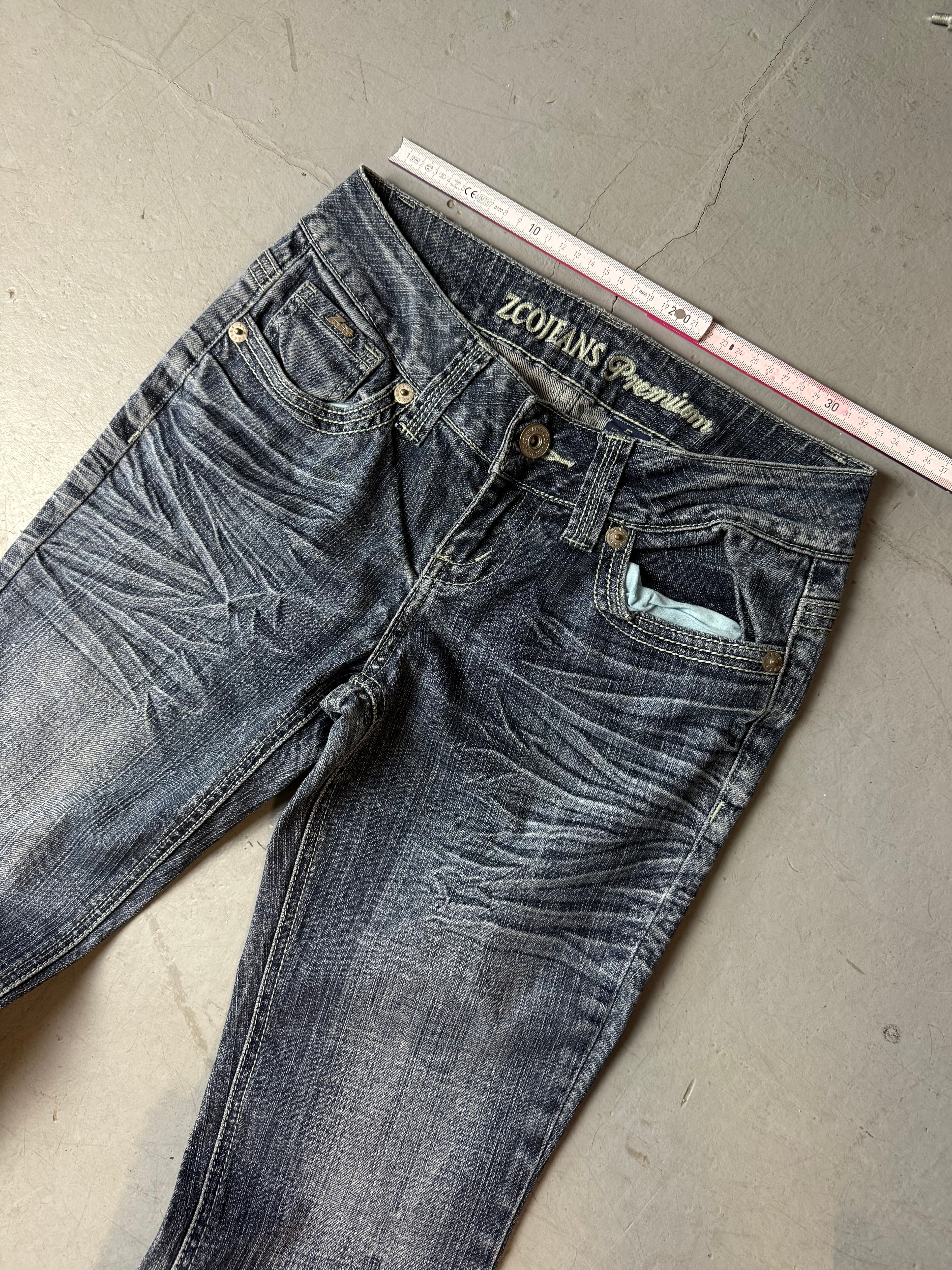 Vintage Zoojeans Tribal Backprint Low Waist Bootcut Jeans S/M