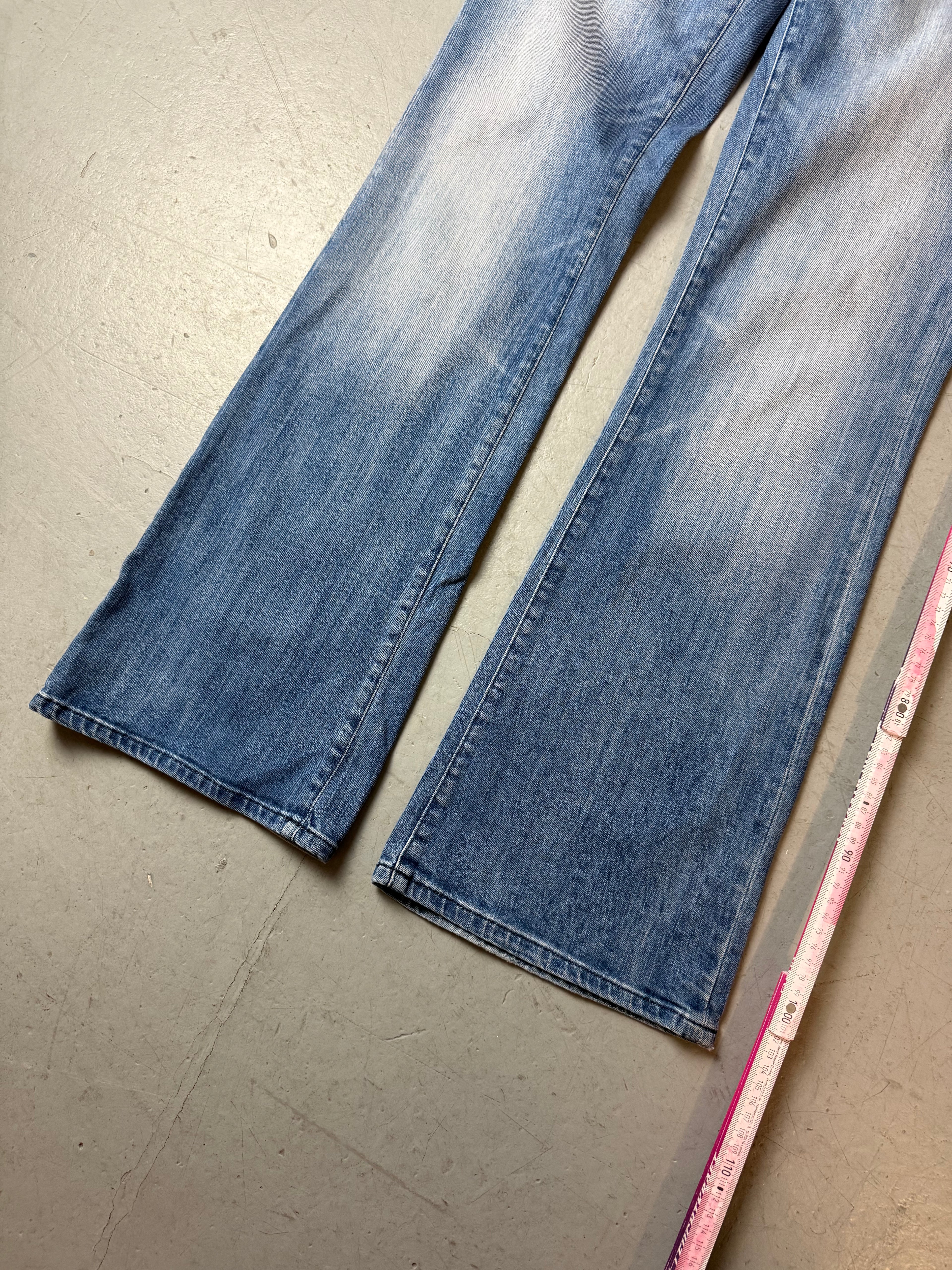 Vintage G-Star Raw Low Waist Bootcut Jeans für Damen. Y2K Second Hand 2000s Fashion