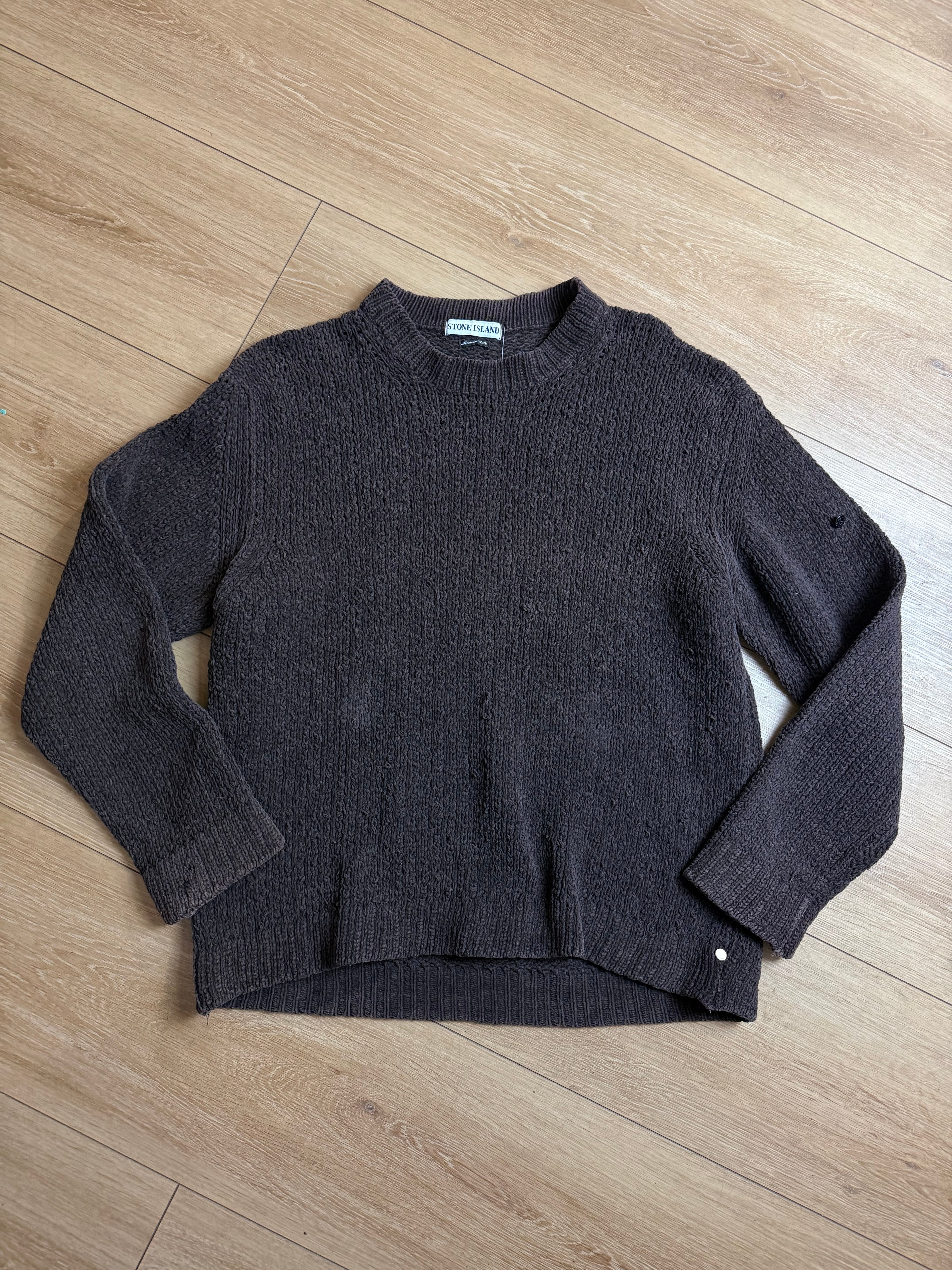 Produktbild von einem Vintage Stone Island Brown Knit Sweater von vorne