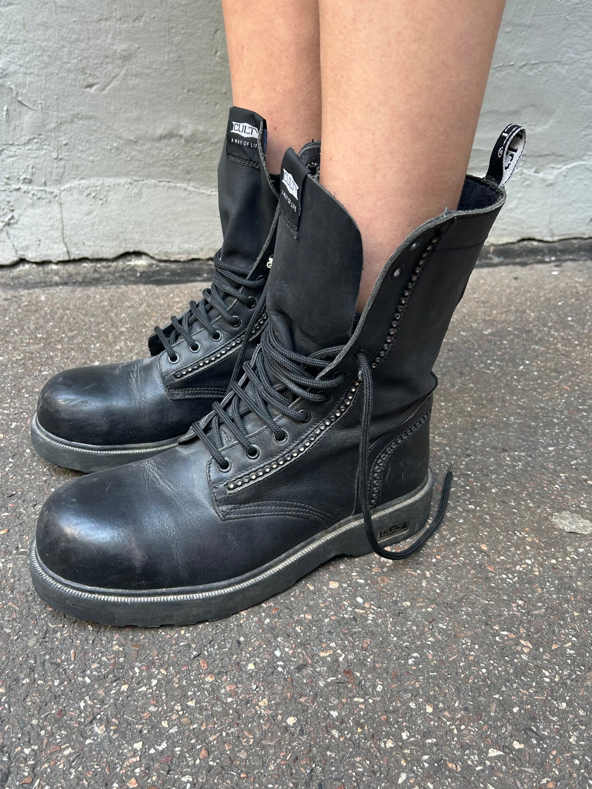 Vintage Black Cult Boots 41