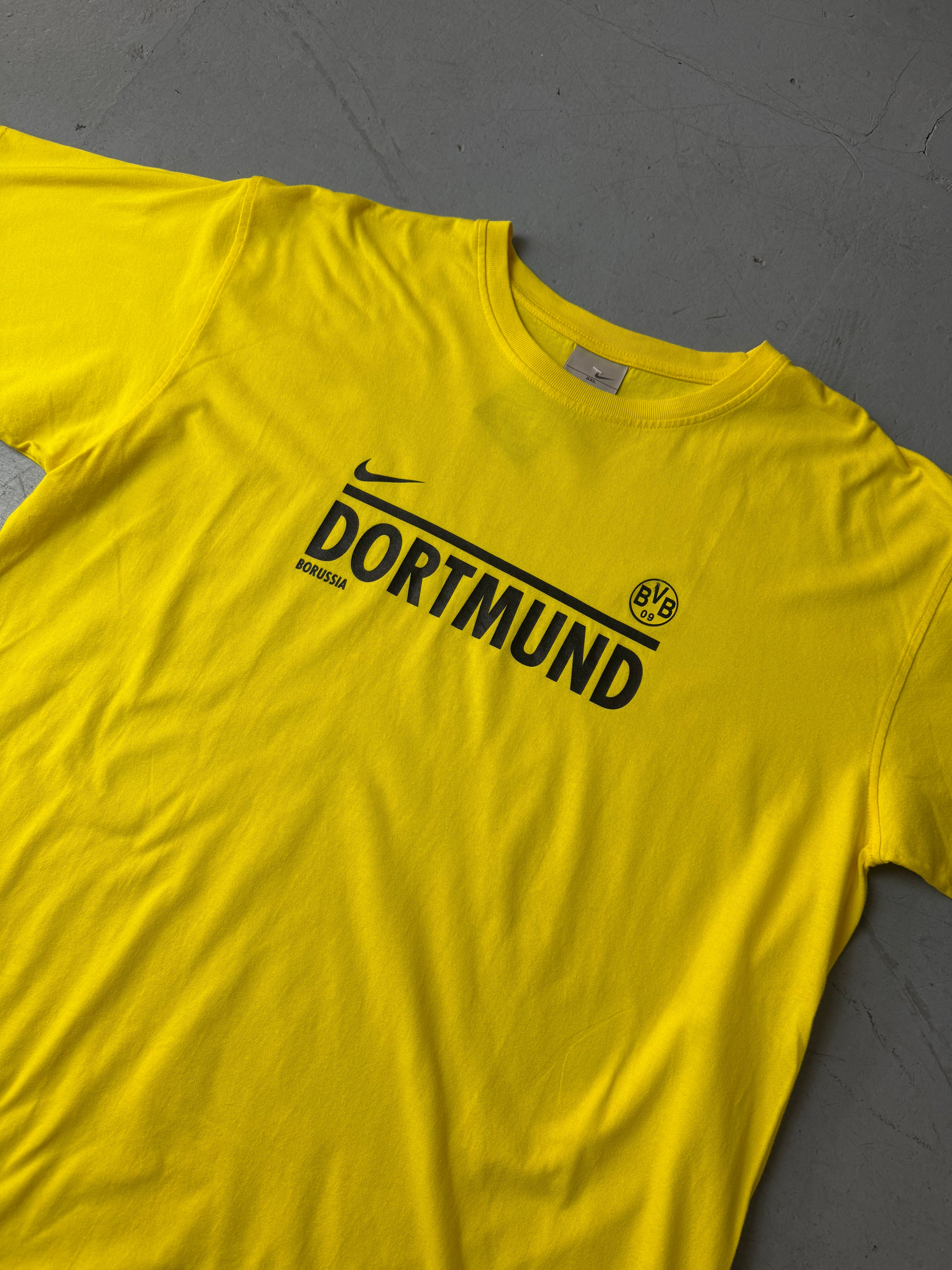 Vintage Nike bvb Dortmund Tshirt in gelb für Herren y2k Fashion 