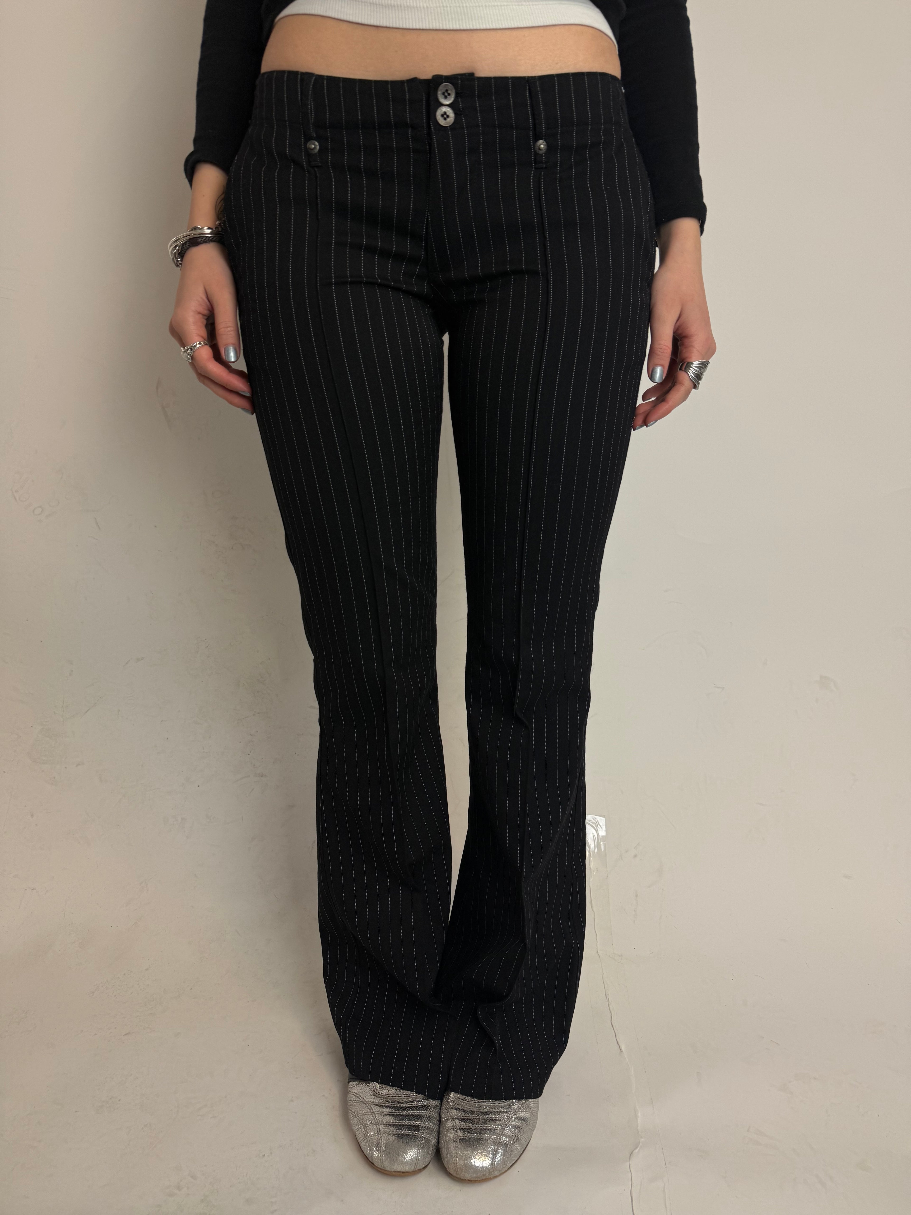 Vintage Low Waist Pinstripe Pants für Damen. Y2K Second Hand 2000s Fashion
