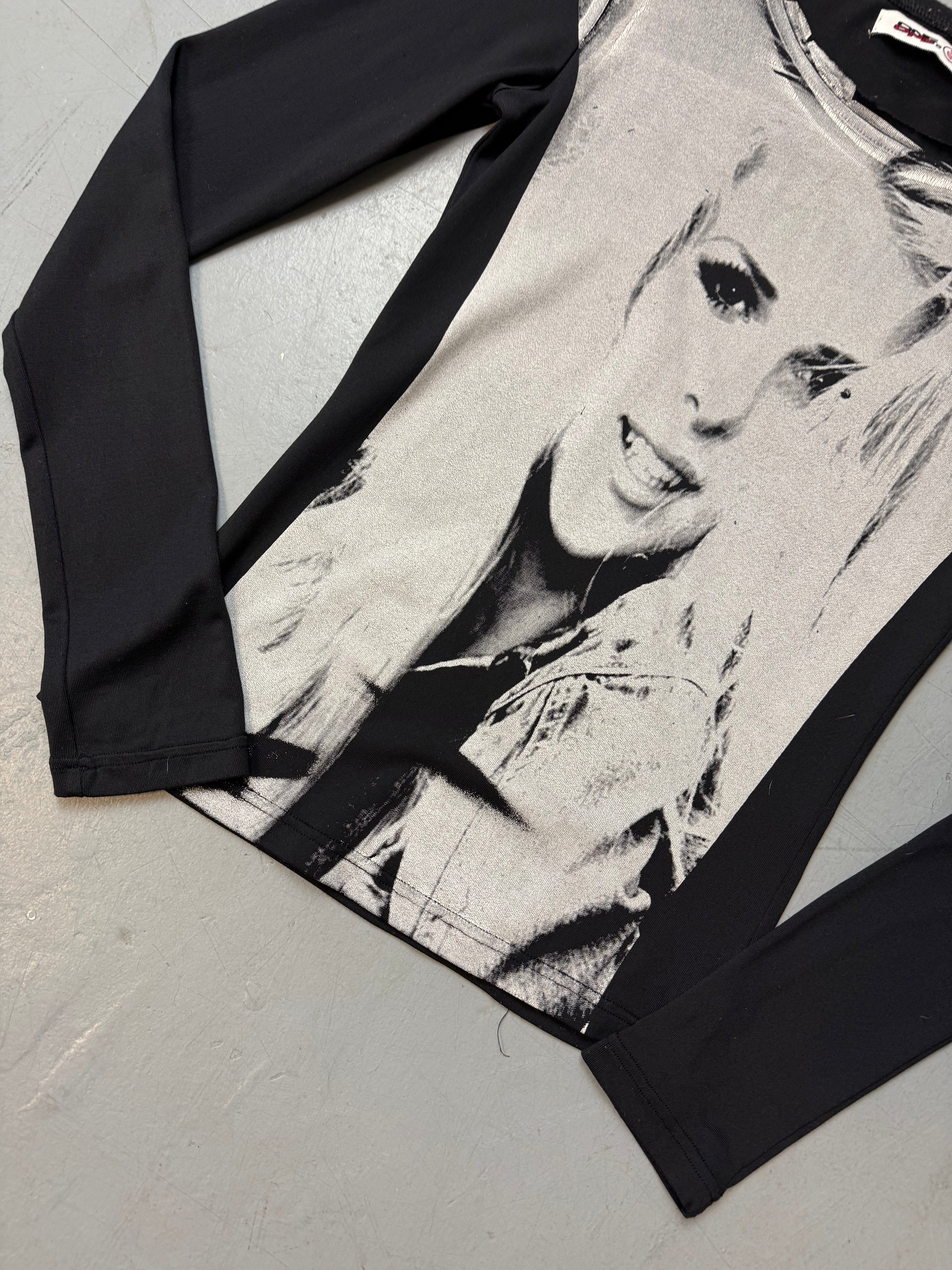  P!NK Printed Black Longsleeve für Damen. Y2K Second Hand 2000s Fashion