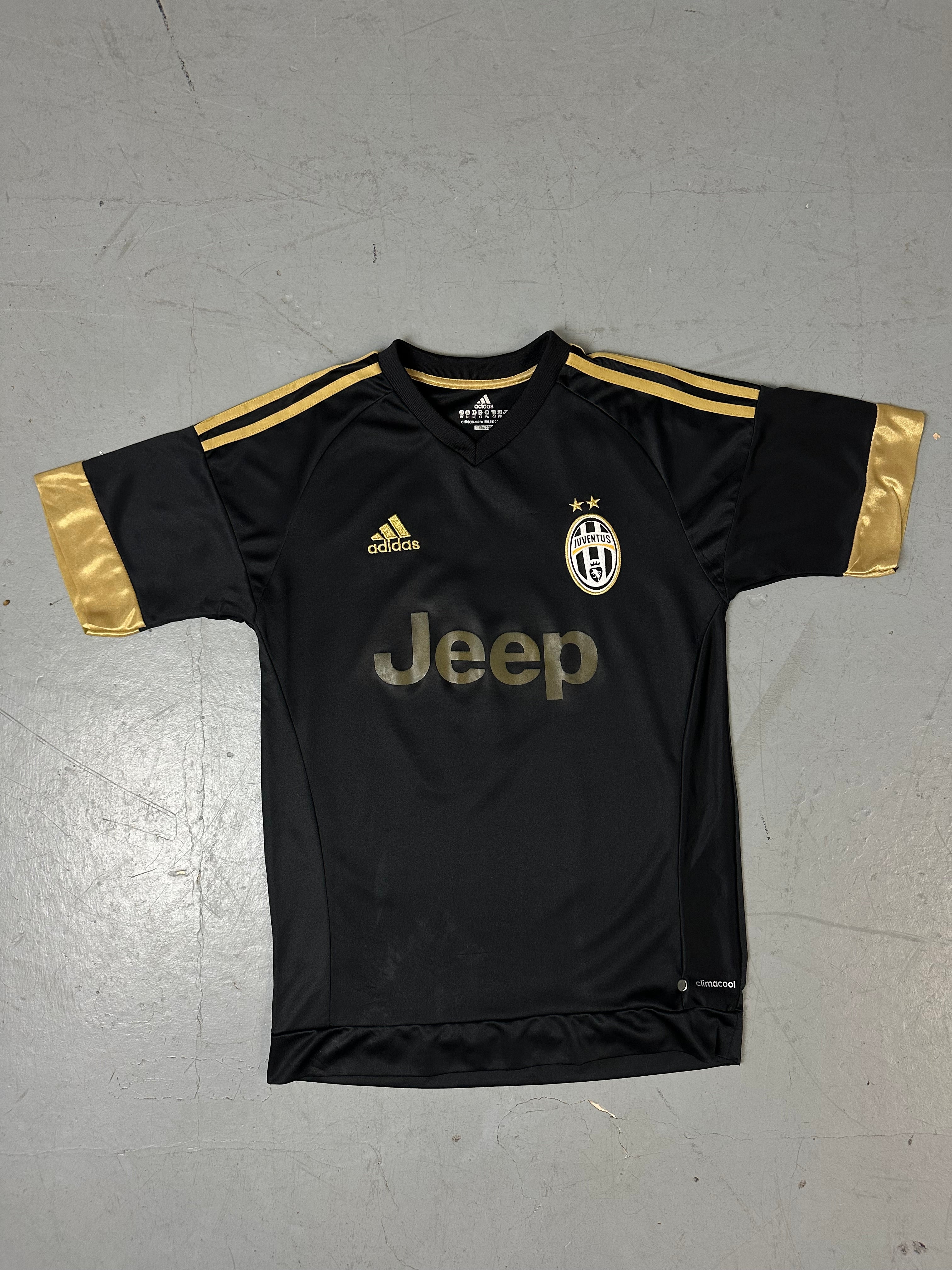 Vintage Black/Gold Juventus Jersey S/M