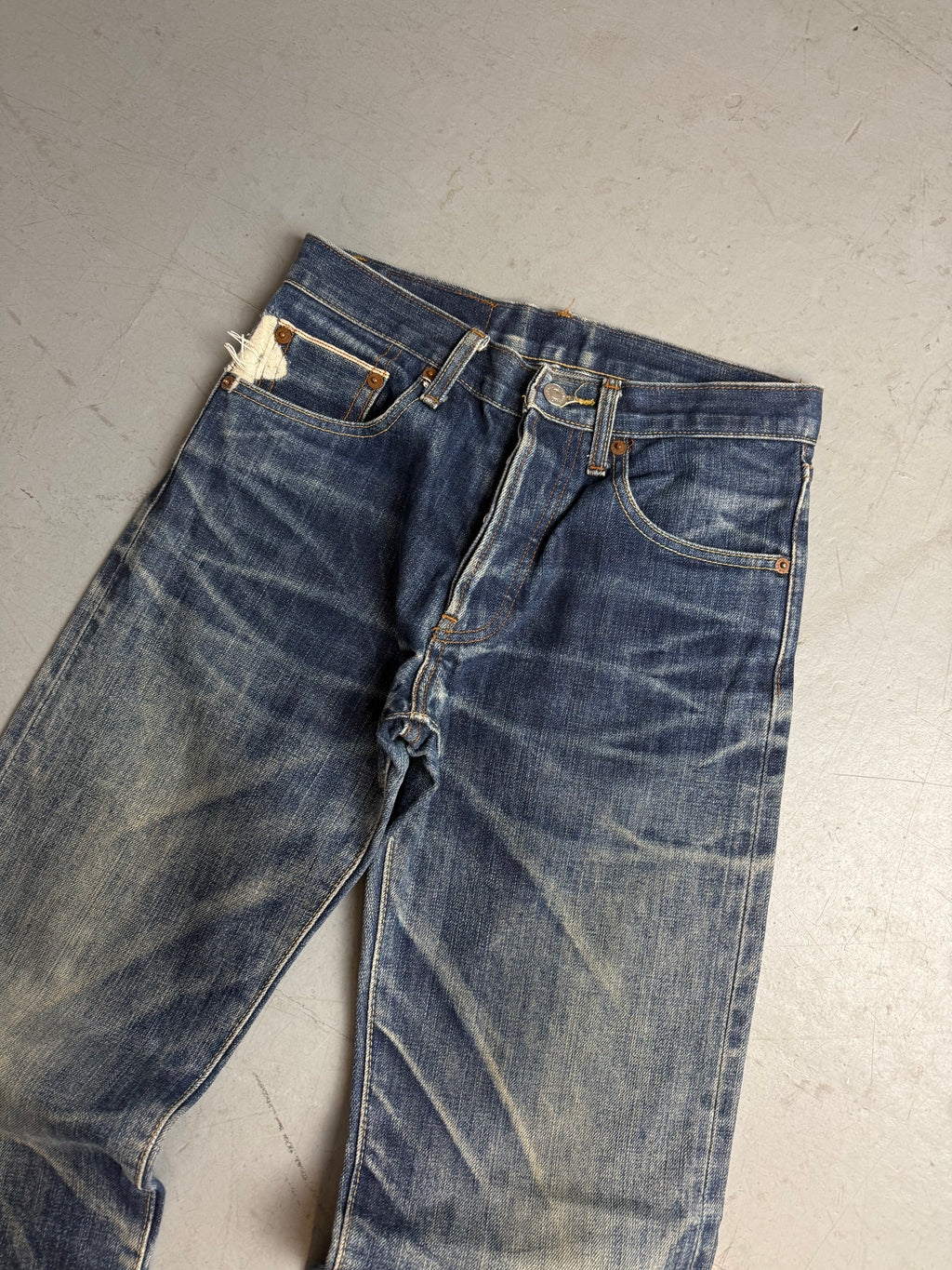 Vintage Levi’s Mid Waist Straight Leg Denim S