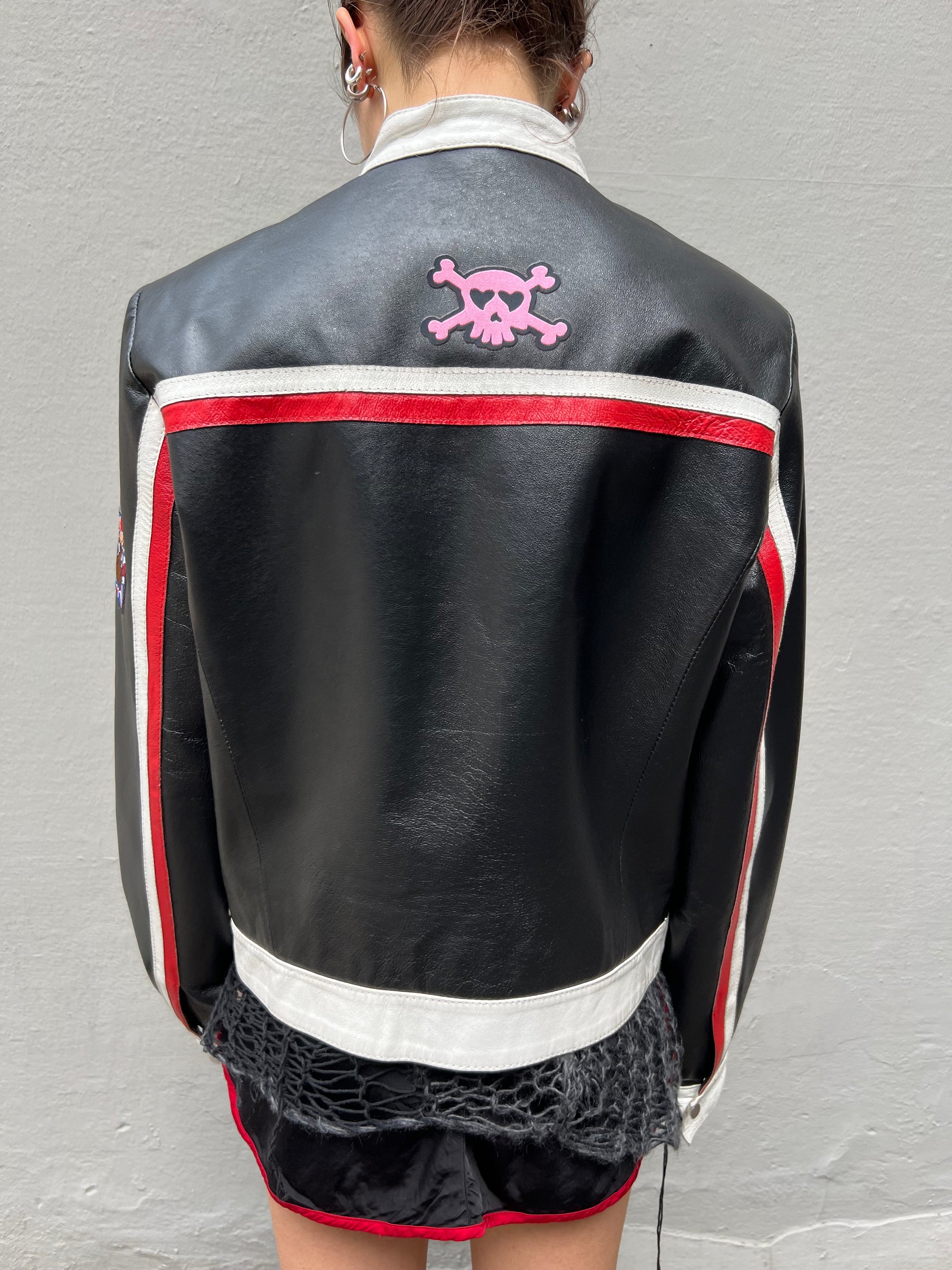 Trage Bild Vintage Leather Racing Jacket Black s von hinten
