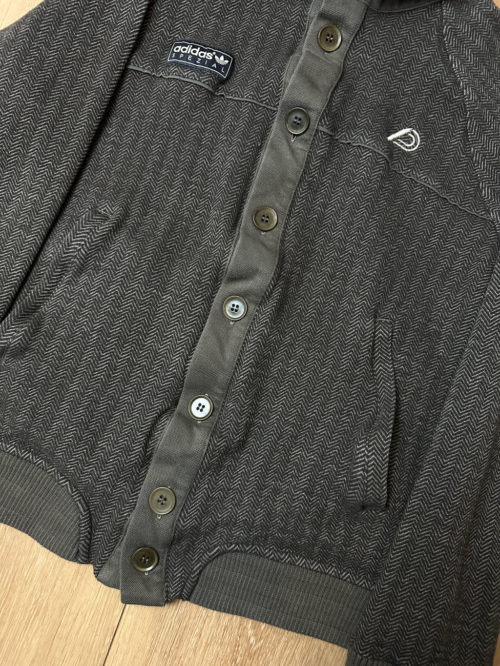 Detailliertes Produktbild von Vintage Adidas Spezial Brown Wool Jacket S von vorne