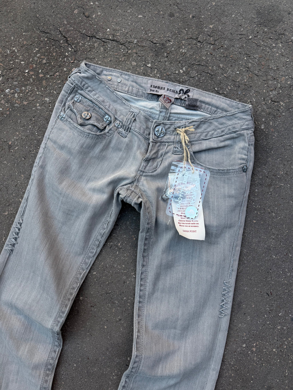 Y2K Laguna Beach „Dana Point“ Grey Low Waist Denim für Damen. Y2K 2000s Fashion