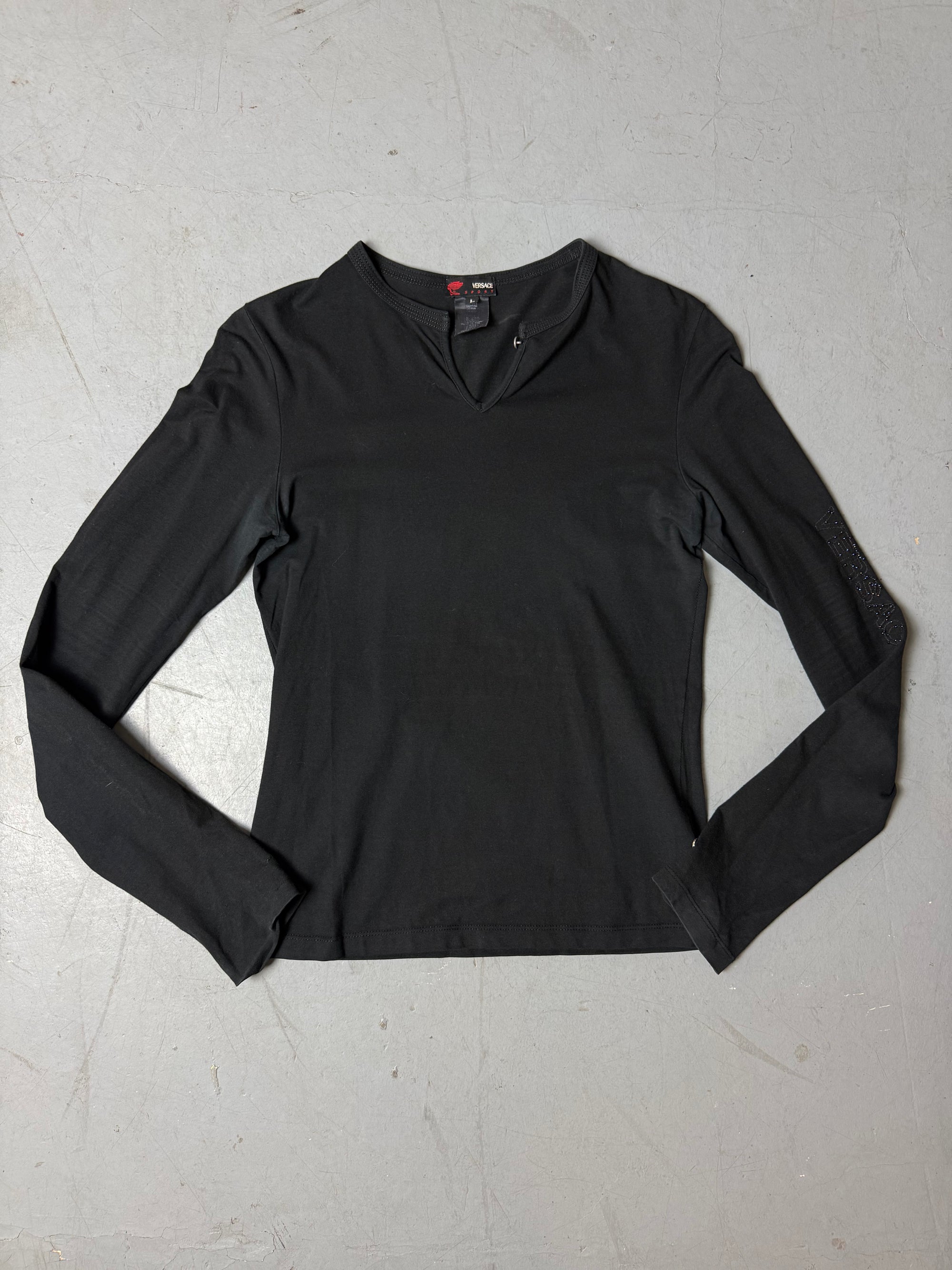 Produktbild Vintage Versace Sport Black Longsleeve von vorne