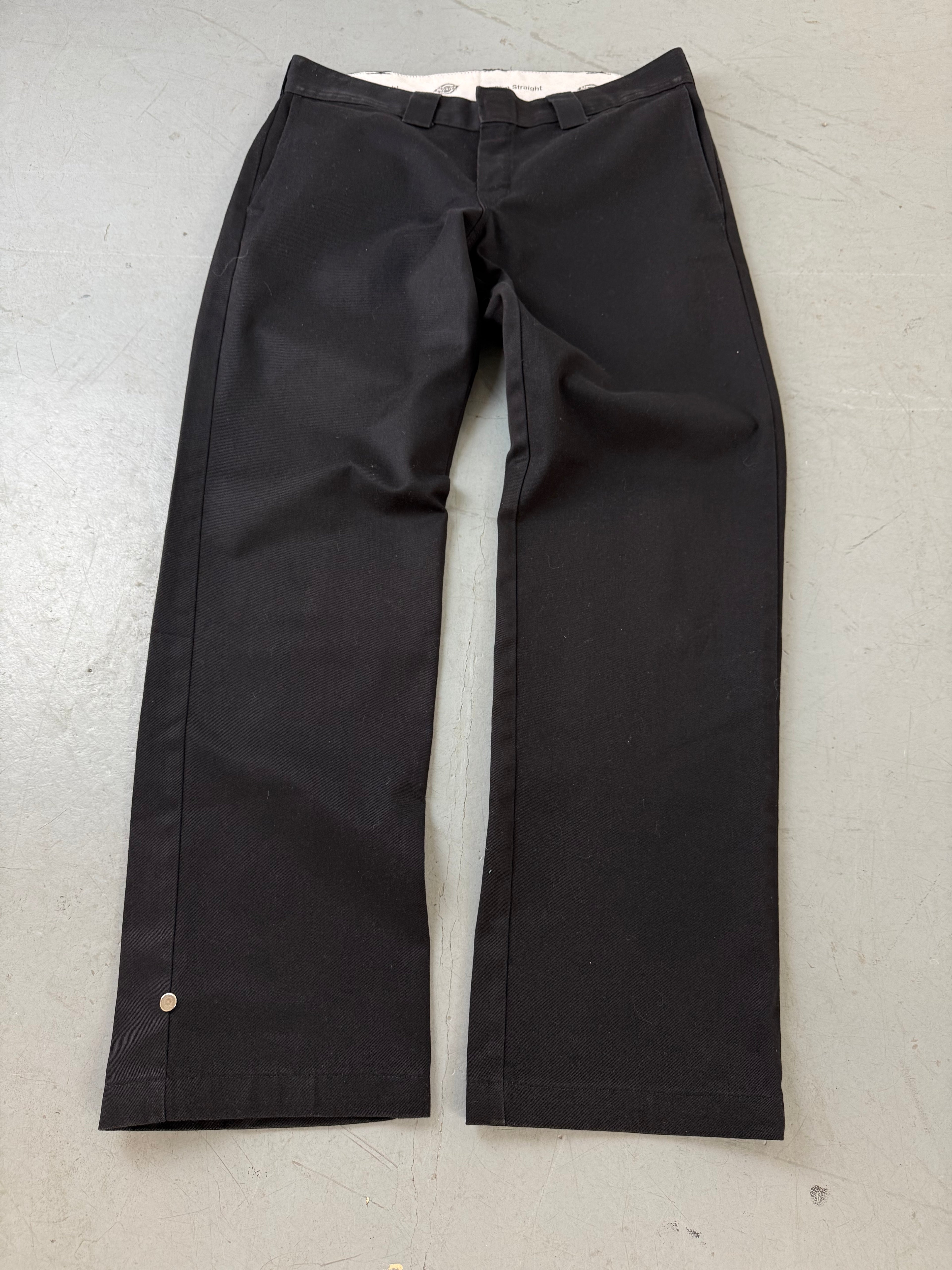 Vintage Dickies Black Slim Straight Pants für Herren. Y2K Second Hand 2000s Fashion