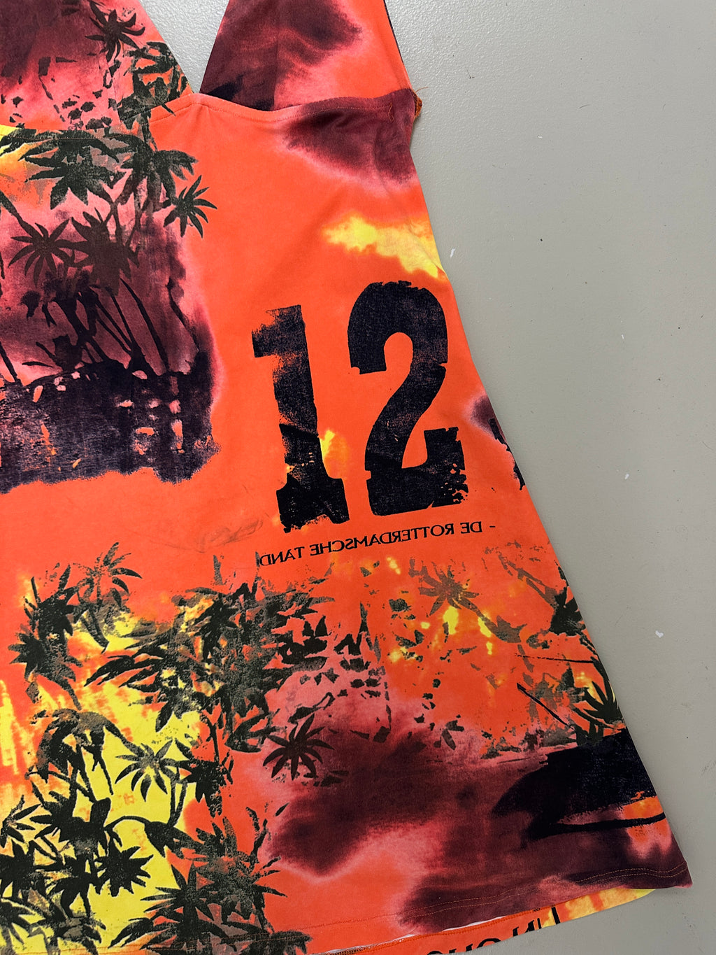 Vintage Orange Beach Printed Dress
für Frauen. Y2K Second Hand 2000s Fashion 