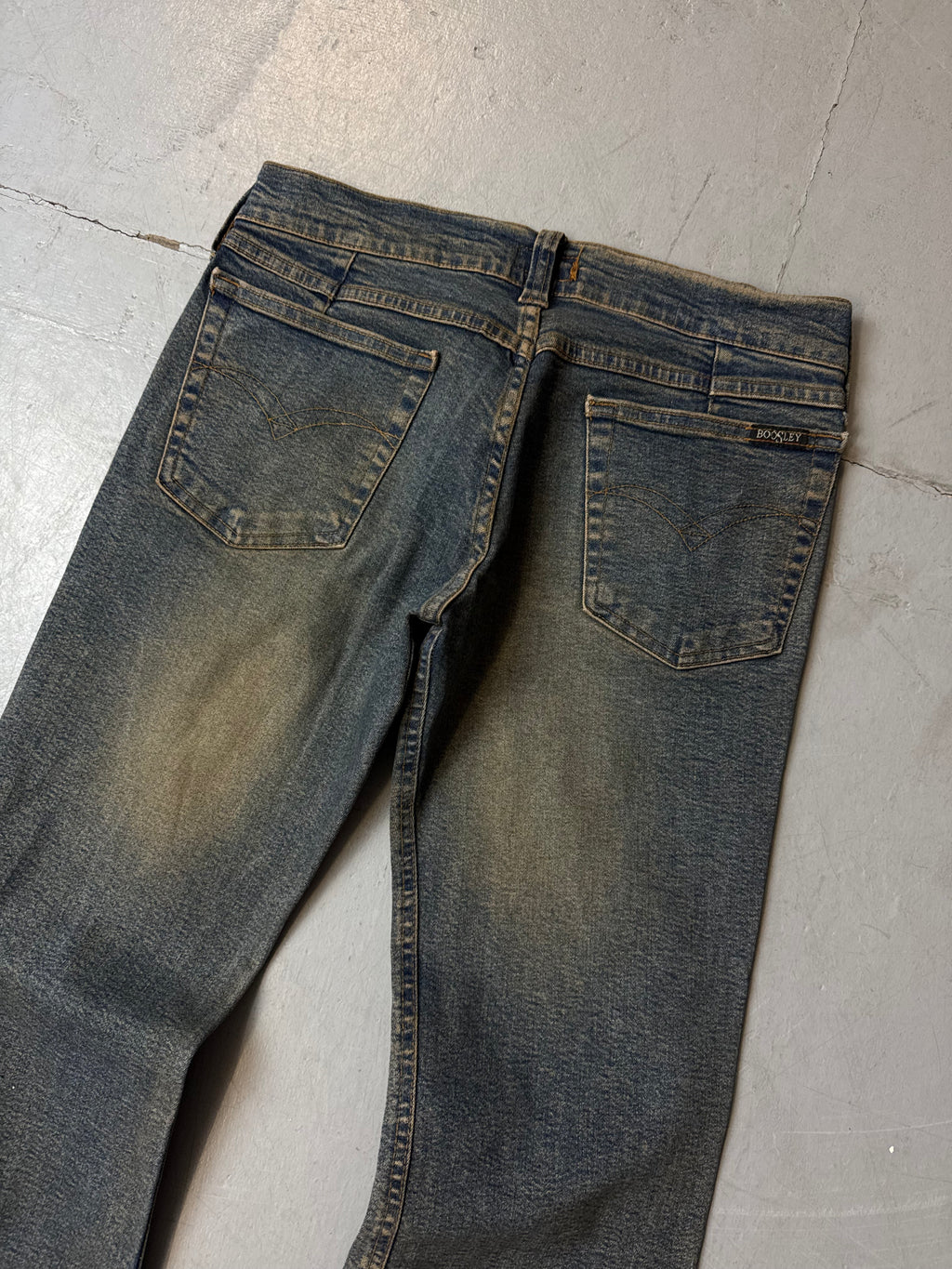 Vintage Boosley Flared Low Waist Jeans für Damen. Y2K Second Hand 2000s Fashion