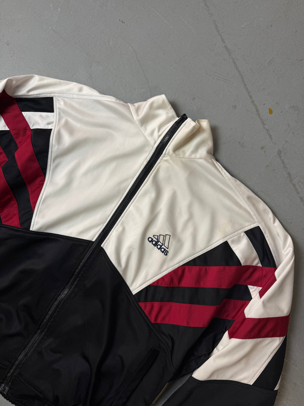 Vintage Adidas White and Black Trackjacket XL