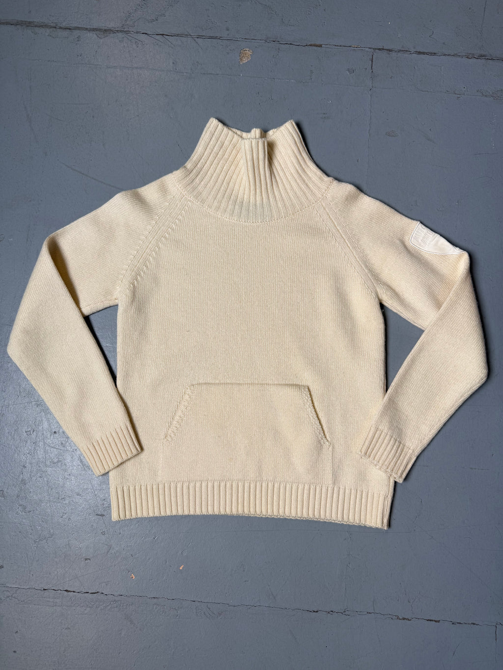 Vintage Lamborghini Cream Turtleneck Knit Sweater für Damen. Y2K Secondhand 2000s Fashion.