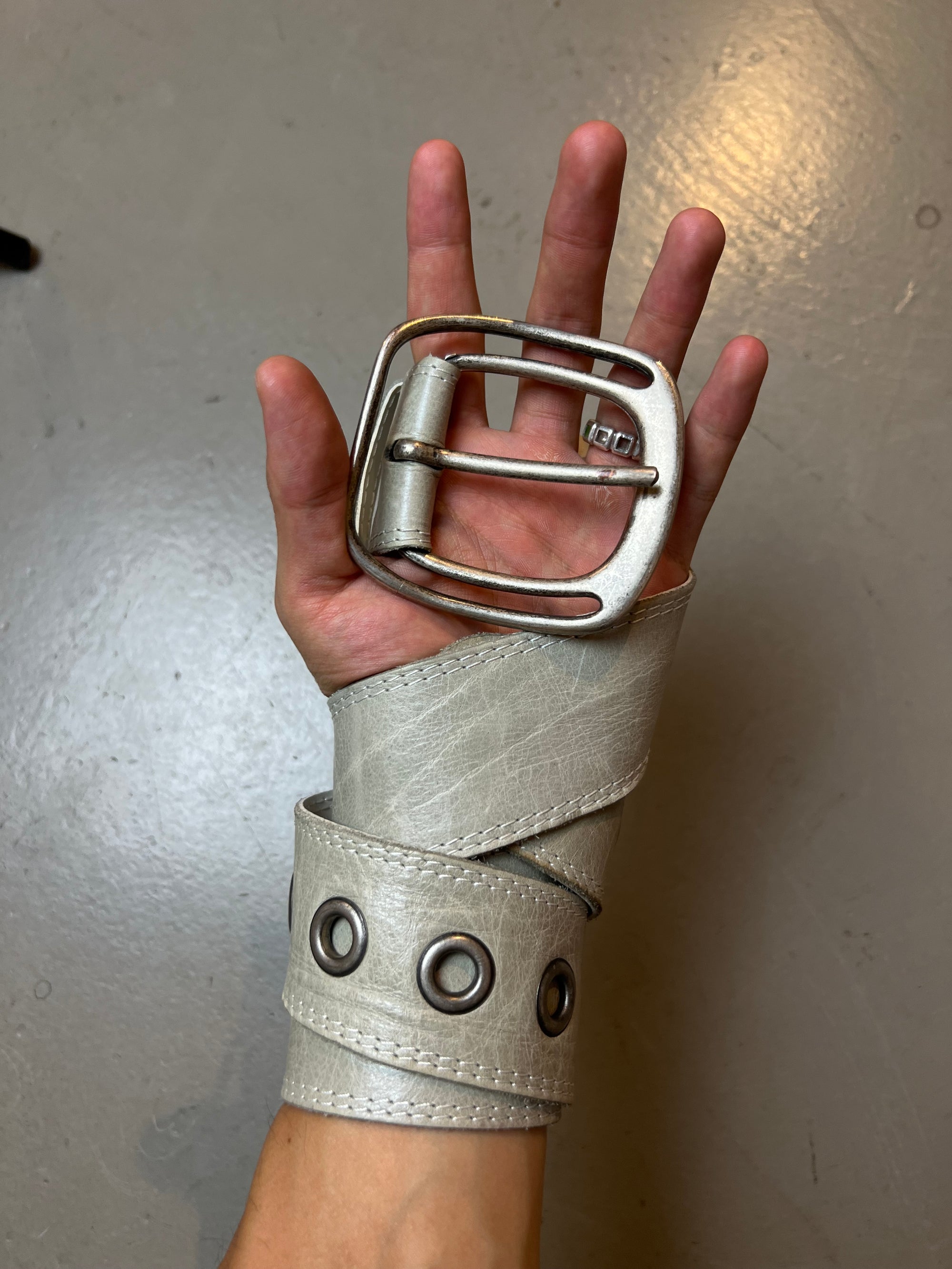 Vintage Beige Leather Belt