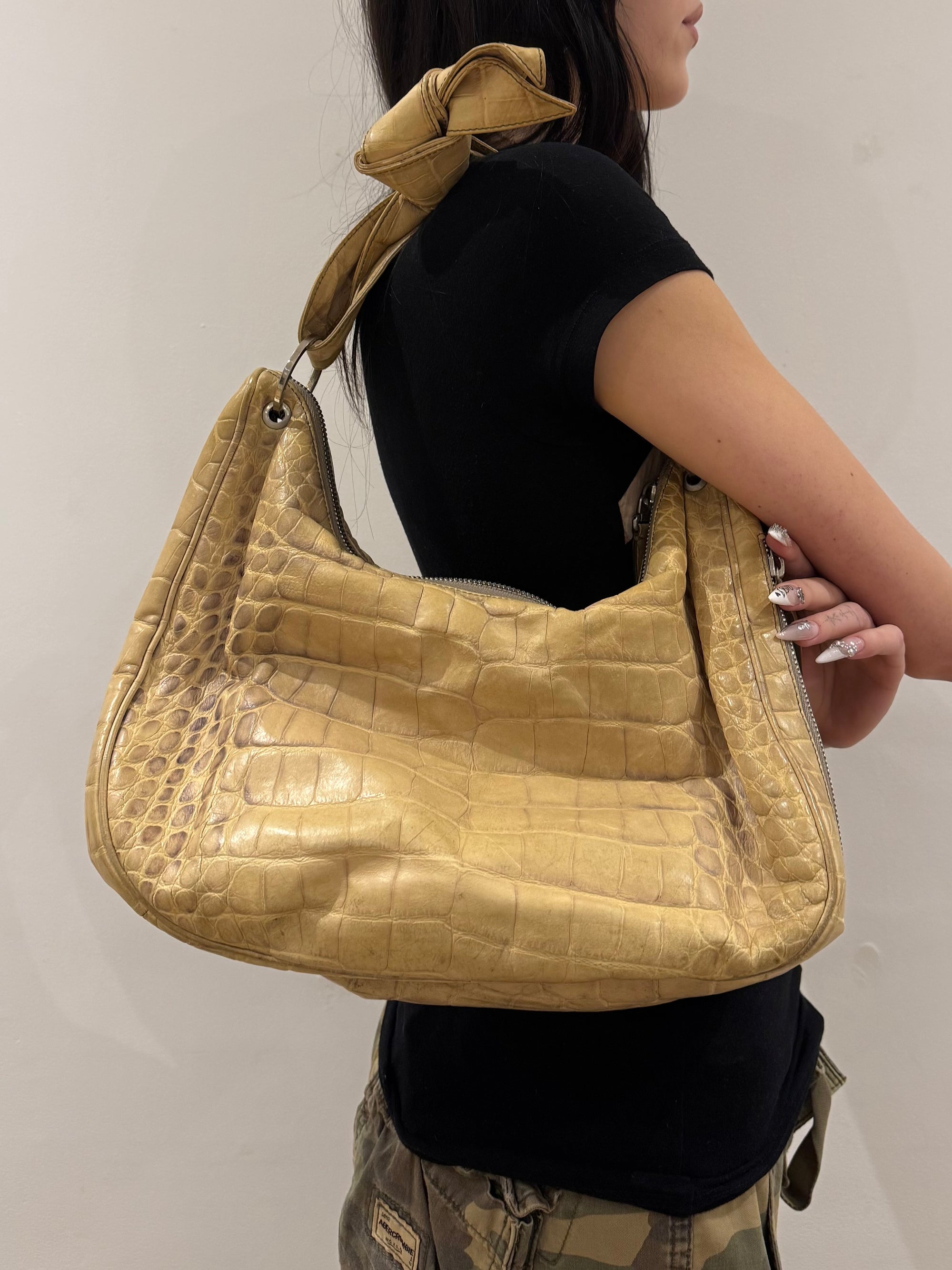 Tragebild von Vintage Borbonese Crocodile Leather Optic Bag