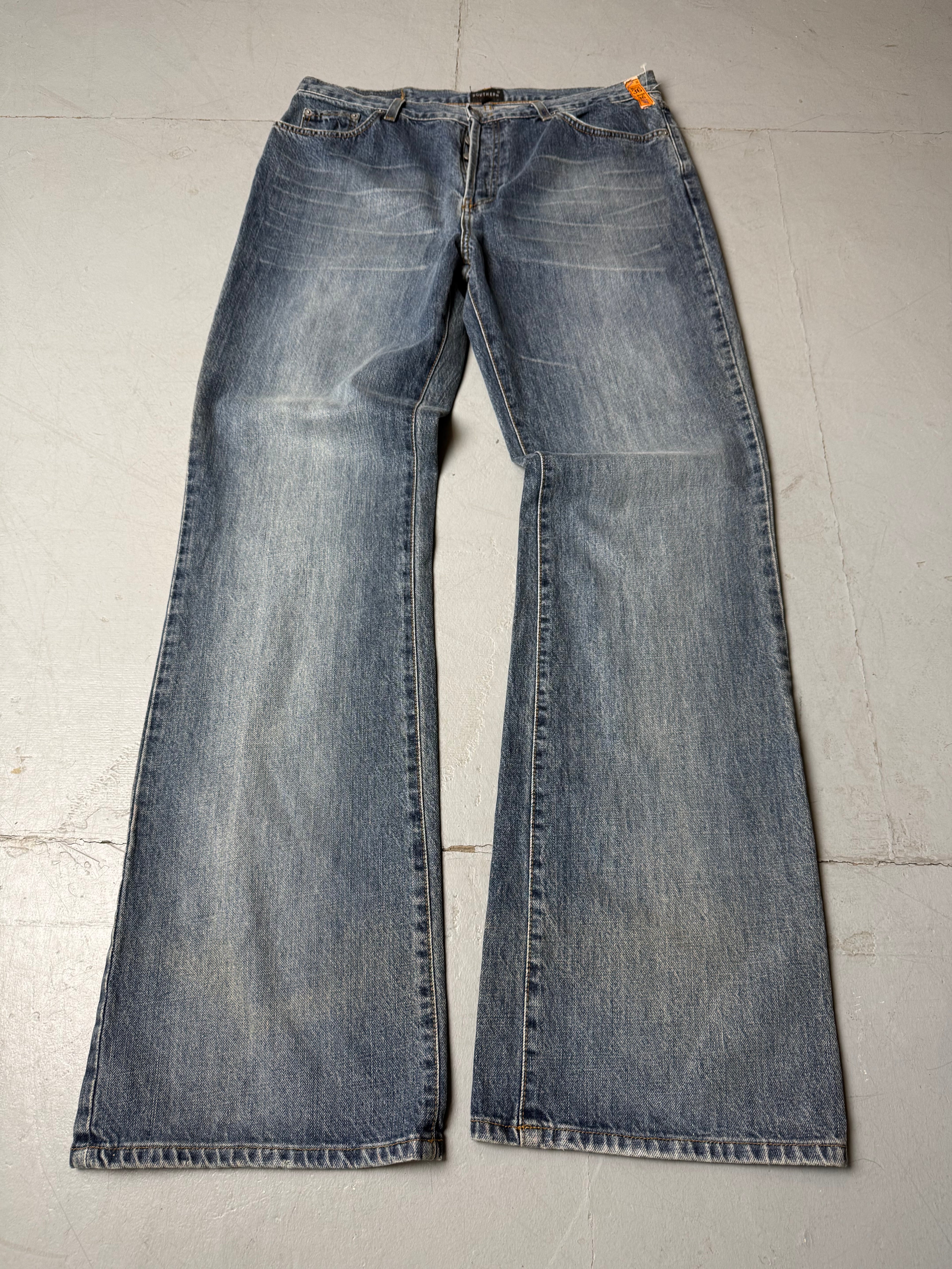 Vintage Southern Super Tall Baggy Jeans. Y2K Second Hand 2000s Fashion 