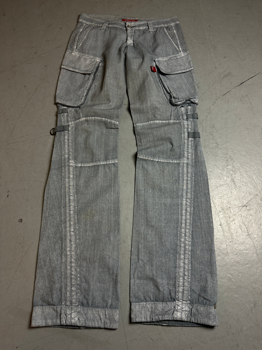 Productbild von Vintage Grey Waxed Cargo Pants S/M von vorne 