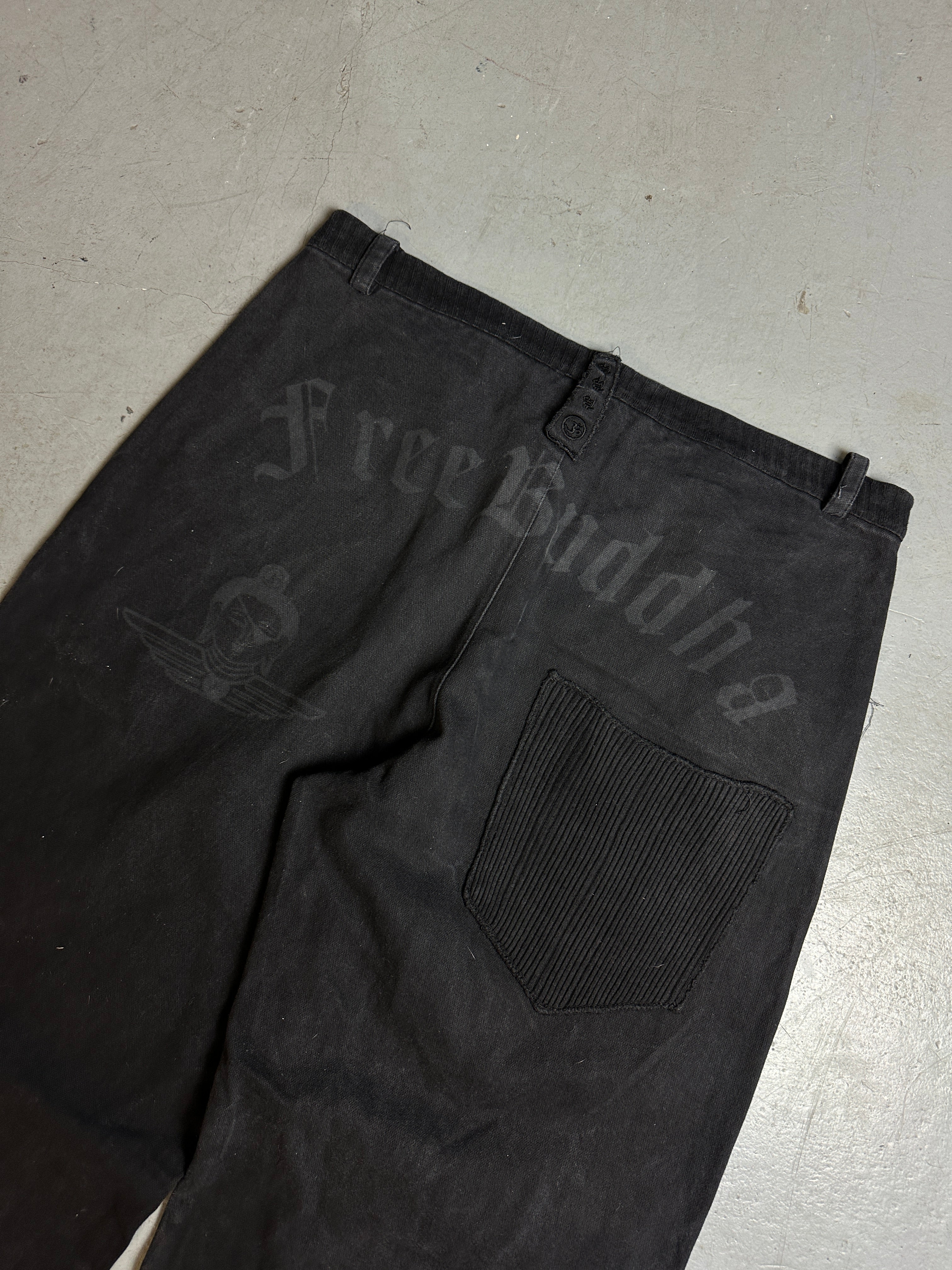 Detailbild von Vintage Black Wide Leg Patched Denim L/XL von hinten 