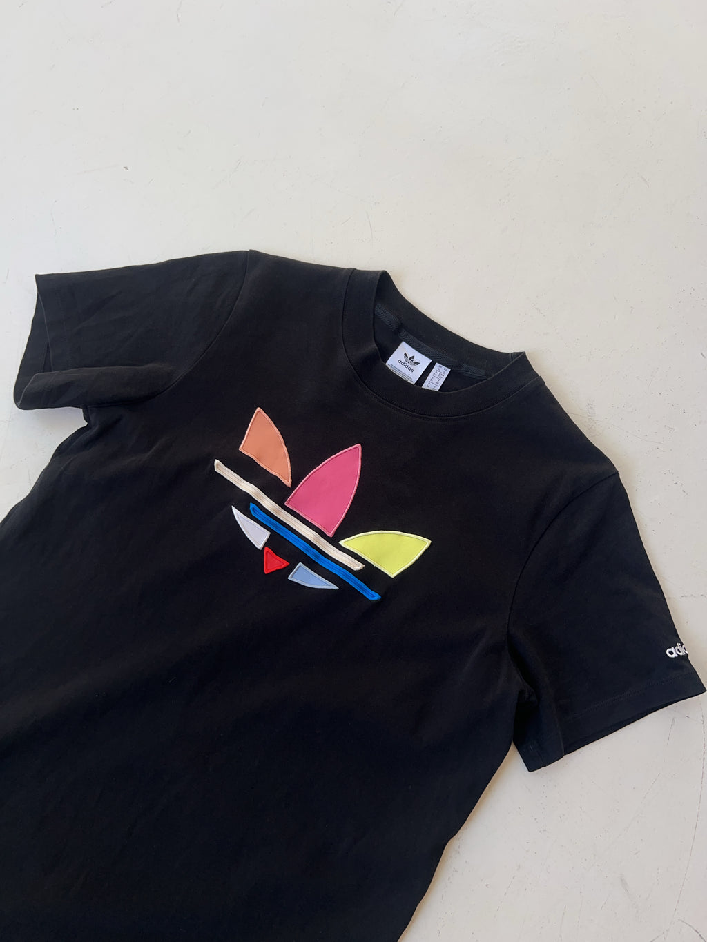 Vintage Adidas Oversized T-Shirt Dress für Damen. Y2k Second Hand 2000s Fashion.