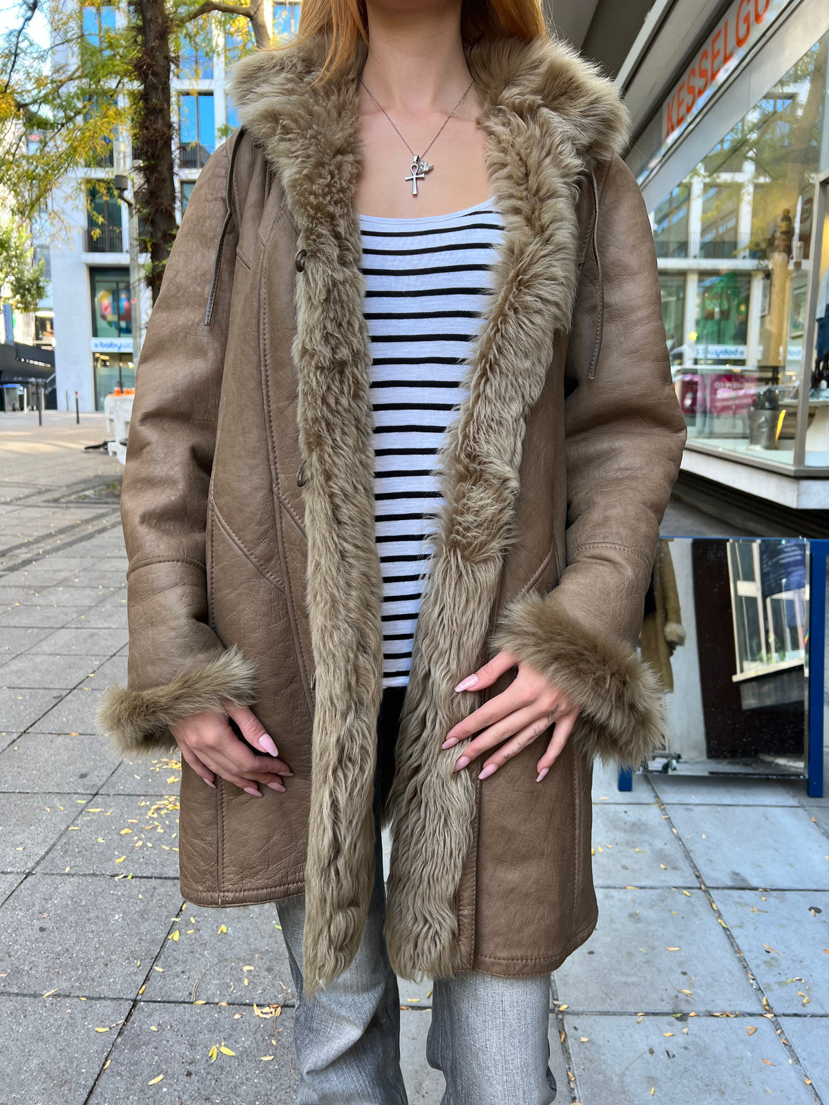 Vintage Faux Fur Brauner Mantel (XL)