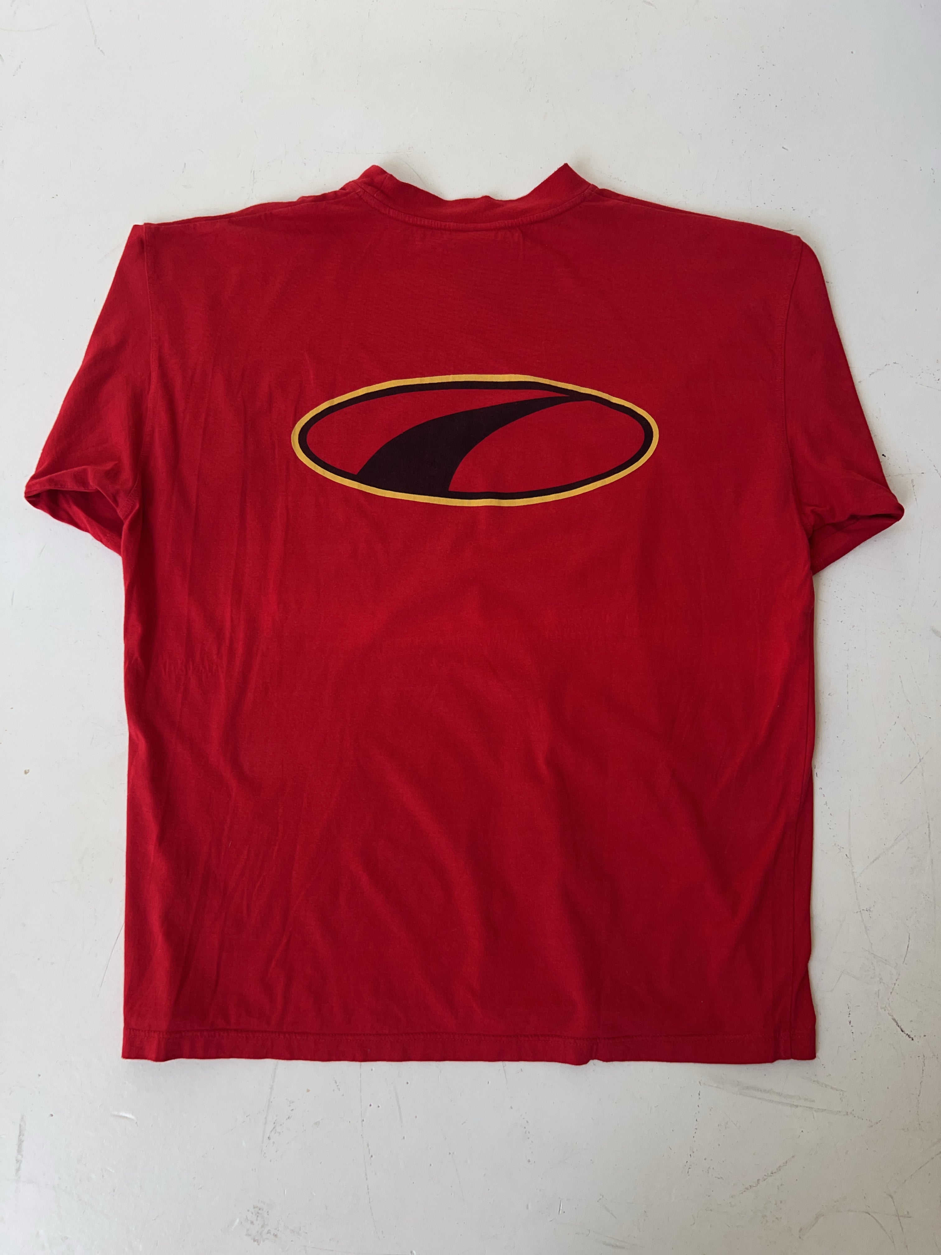Vintage Puma Red Graphic T-Shirt (L)