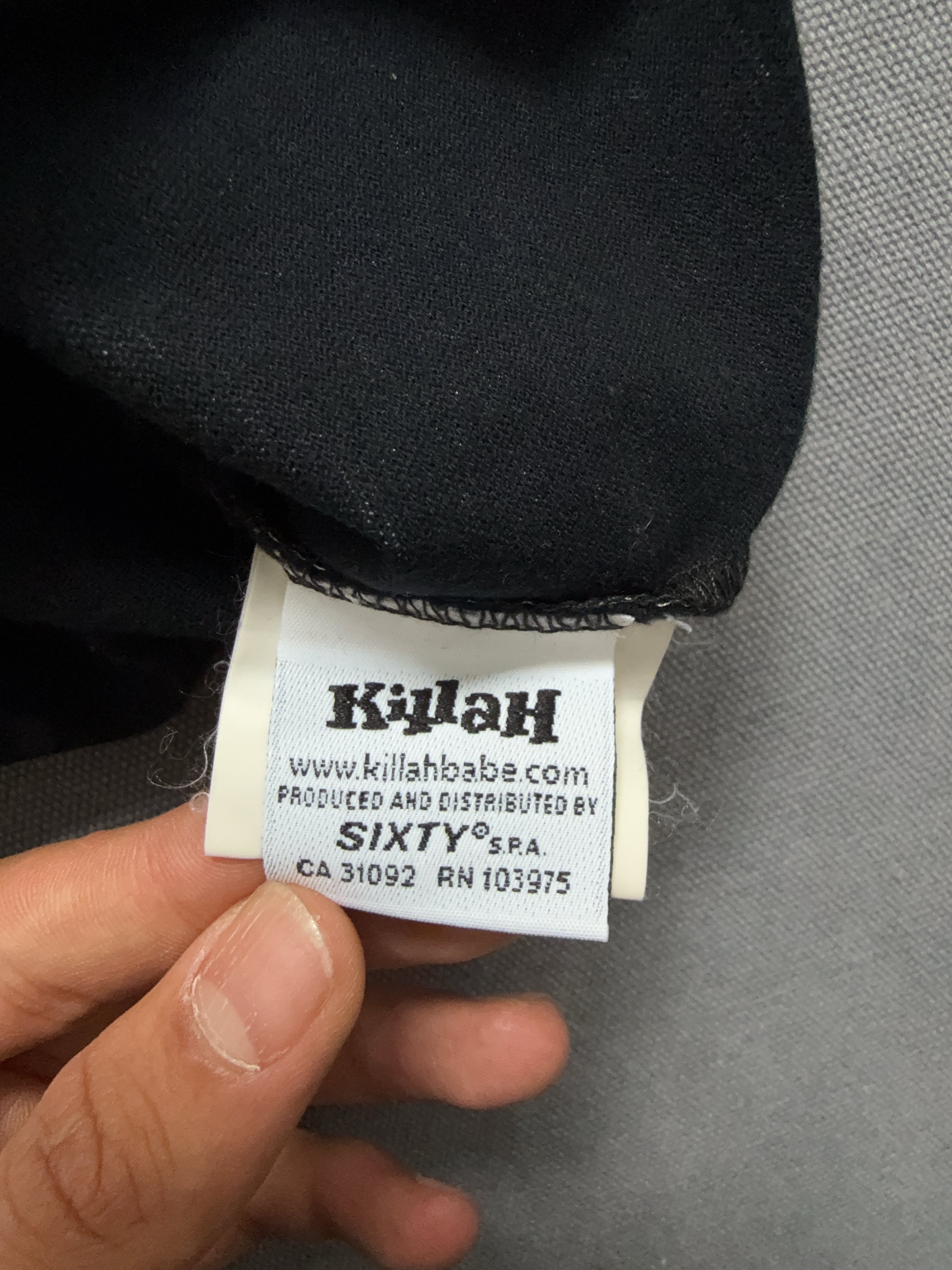 Vintage Killah Top für Damen. Y2K Second Hand 2000s Fashion 