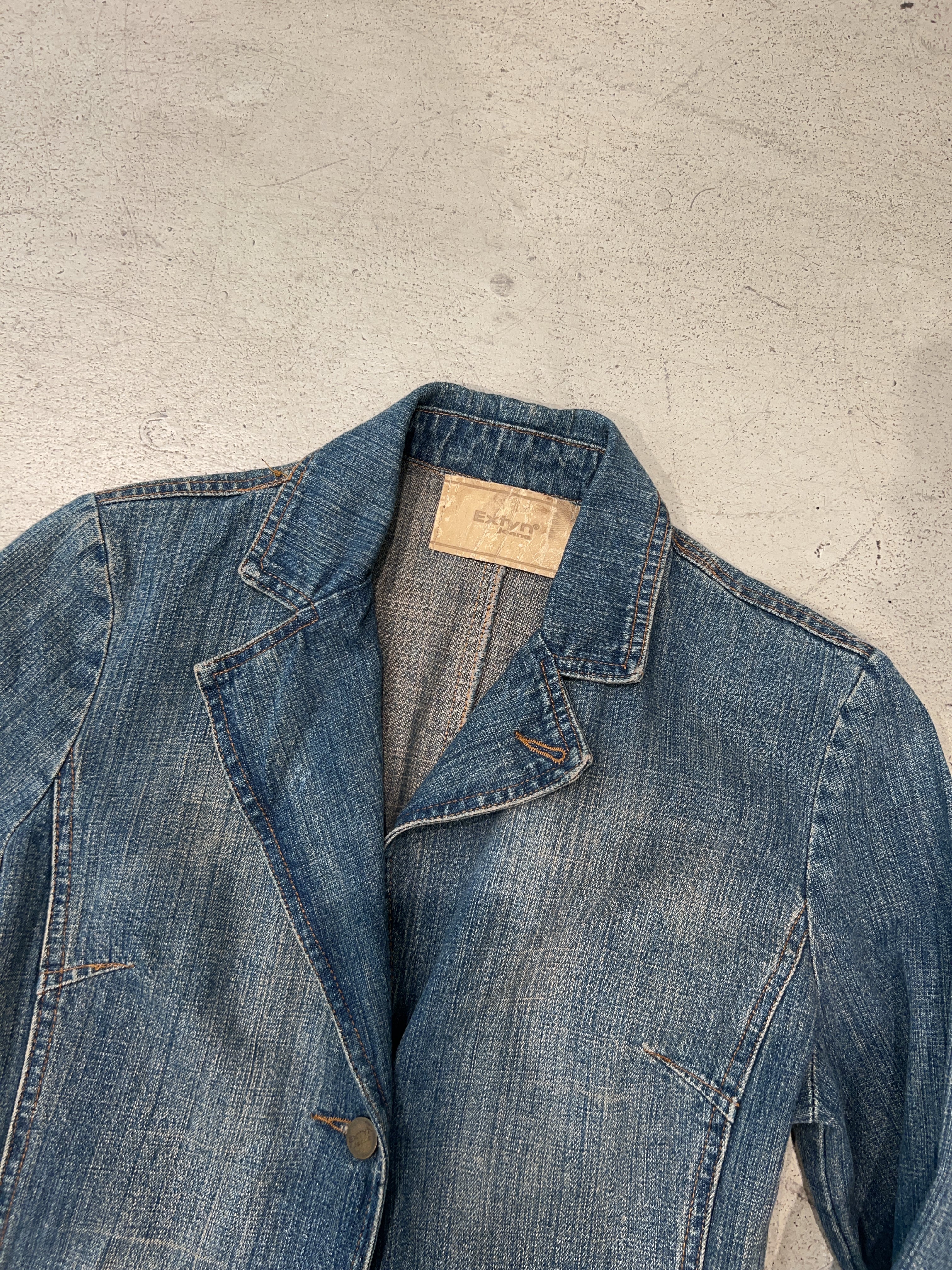 Vintage Extyn Jeansjacke für Damen. Y2K Second Hand 2000s Fashion.