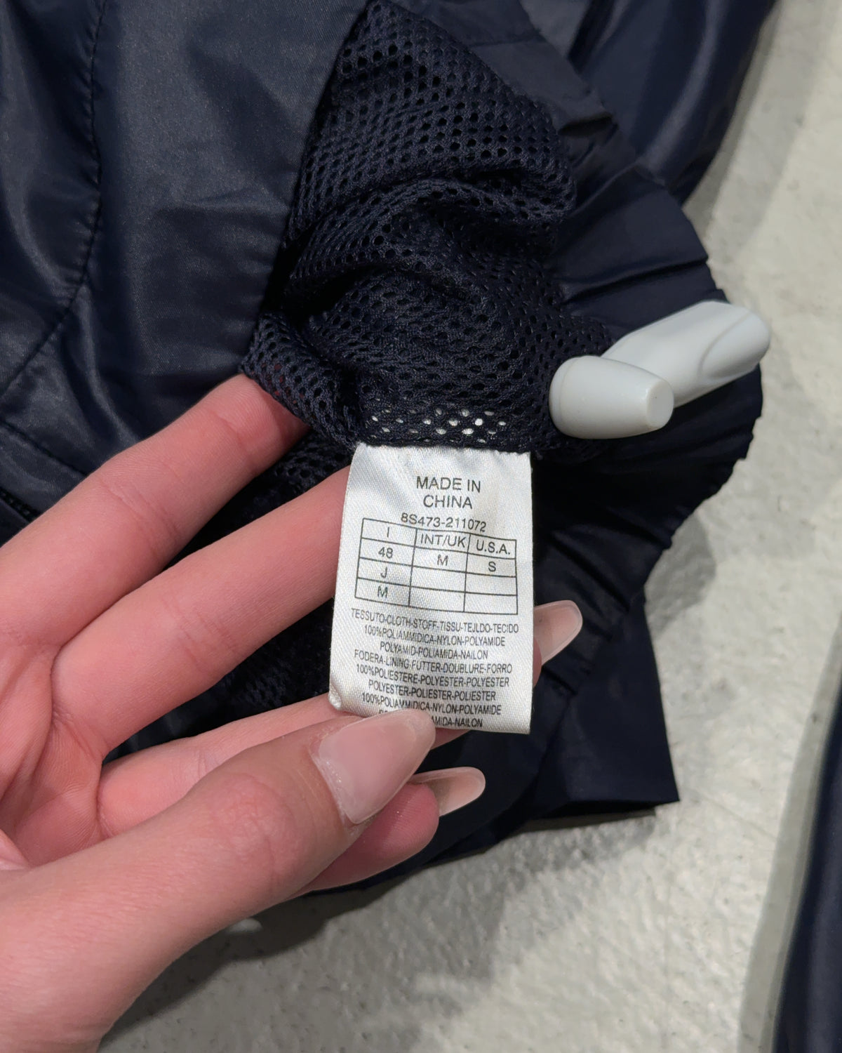 Vintage Emporio Armani Jacke (M) Übergangsjacke von Armani in Dunkelblau mit Back Print