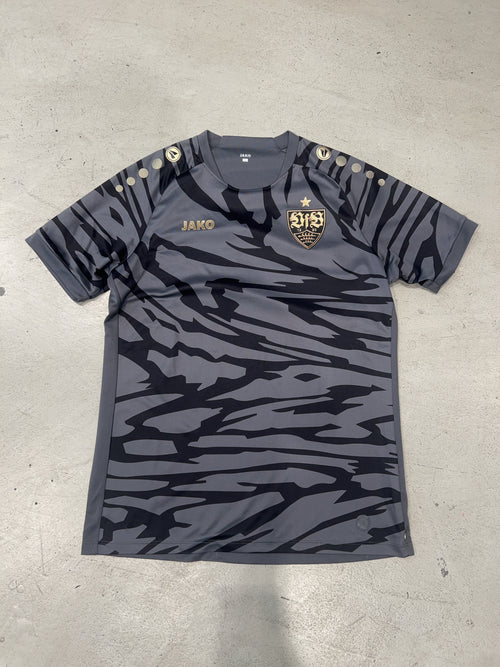 Vintage Jako VfB Trikot für Herren. Y2K Second Hand 2000s Fashion
