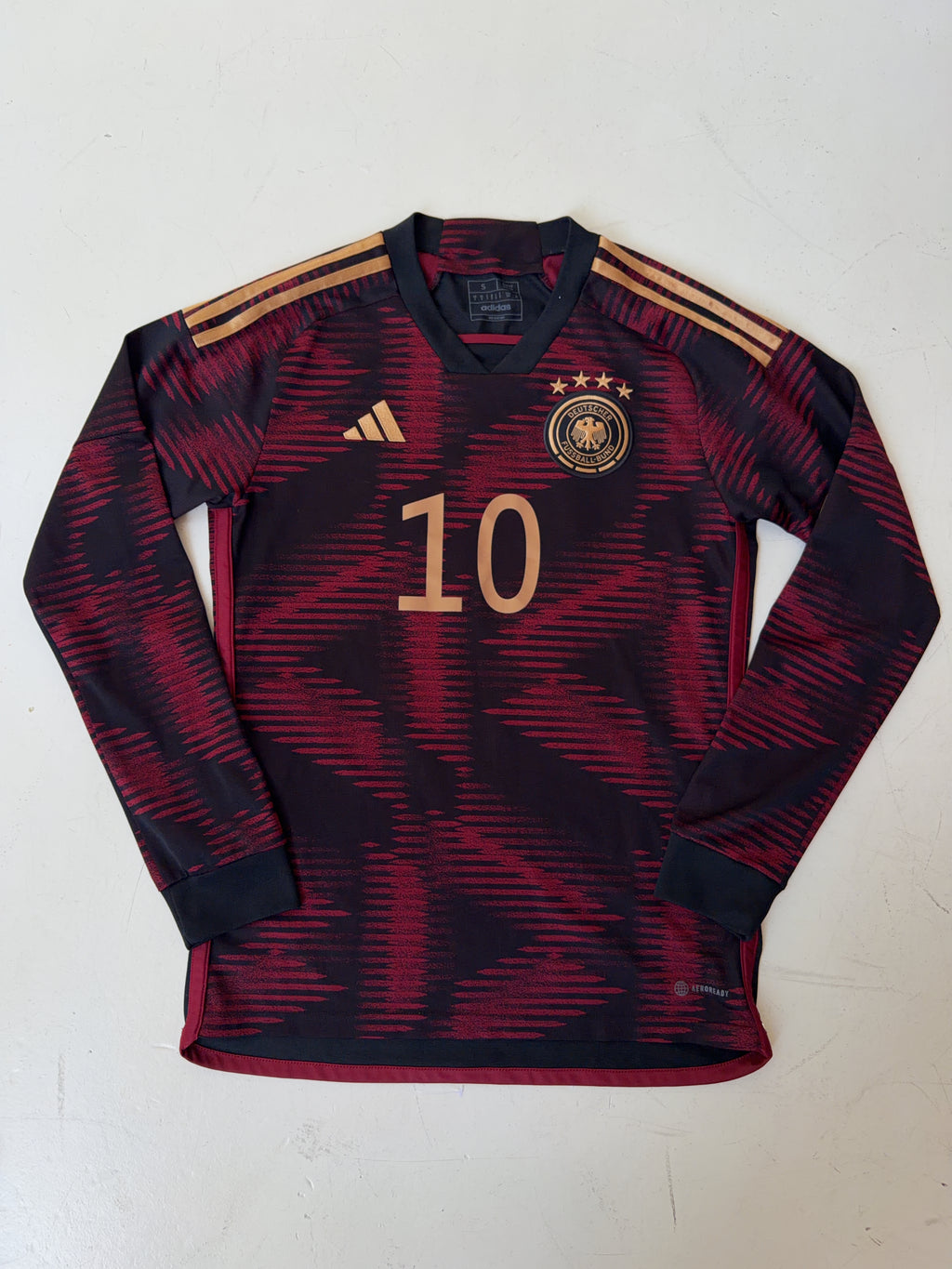 Vintage Adidas Germany 2022/23 Wirtz Away Longsleeve Jersey (S)