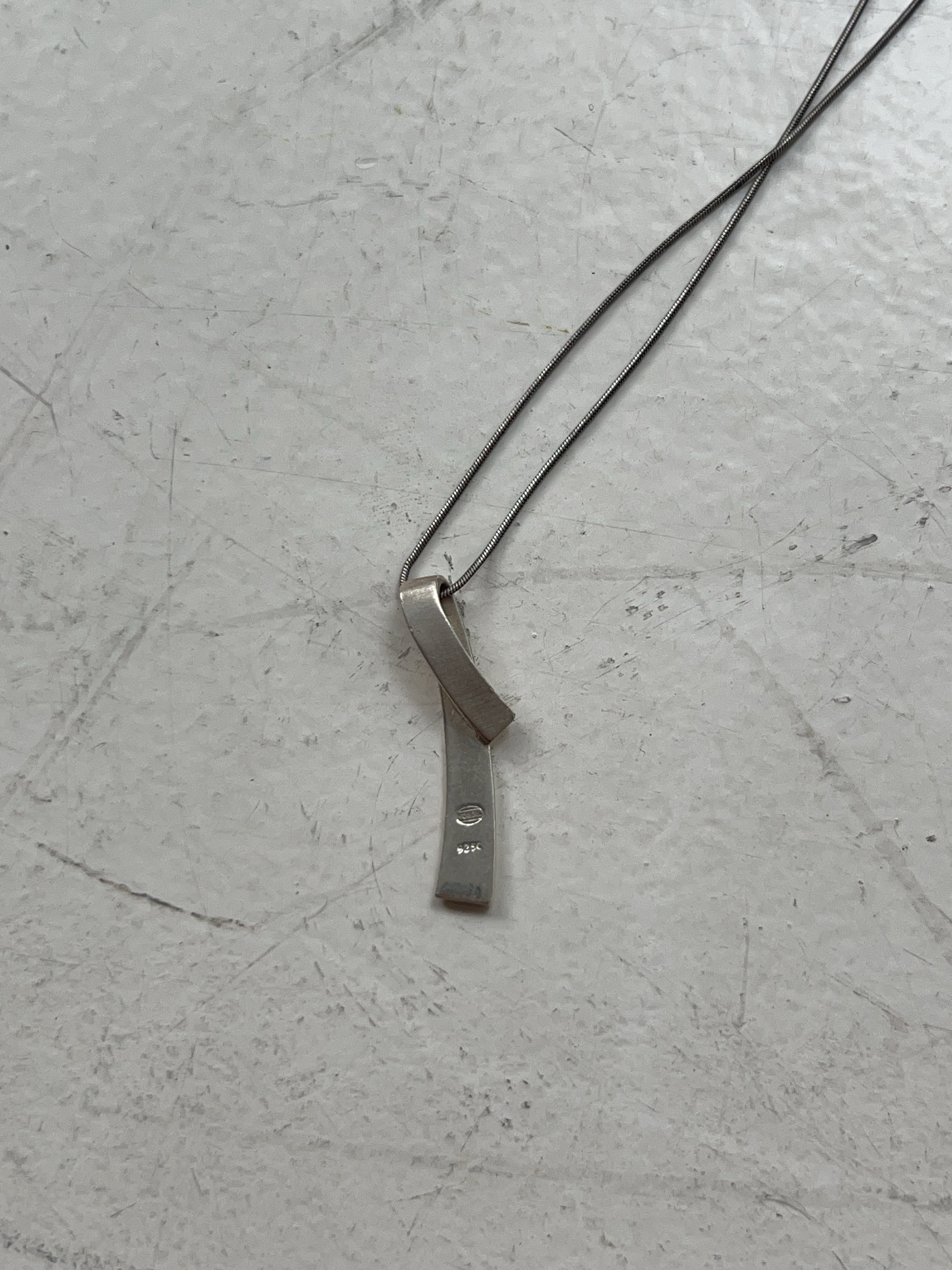 Vintage 925 Silber Halskette mit Schlaufen Anhänger